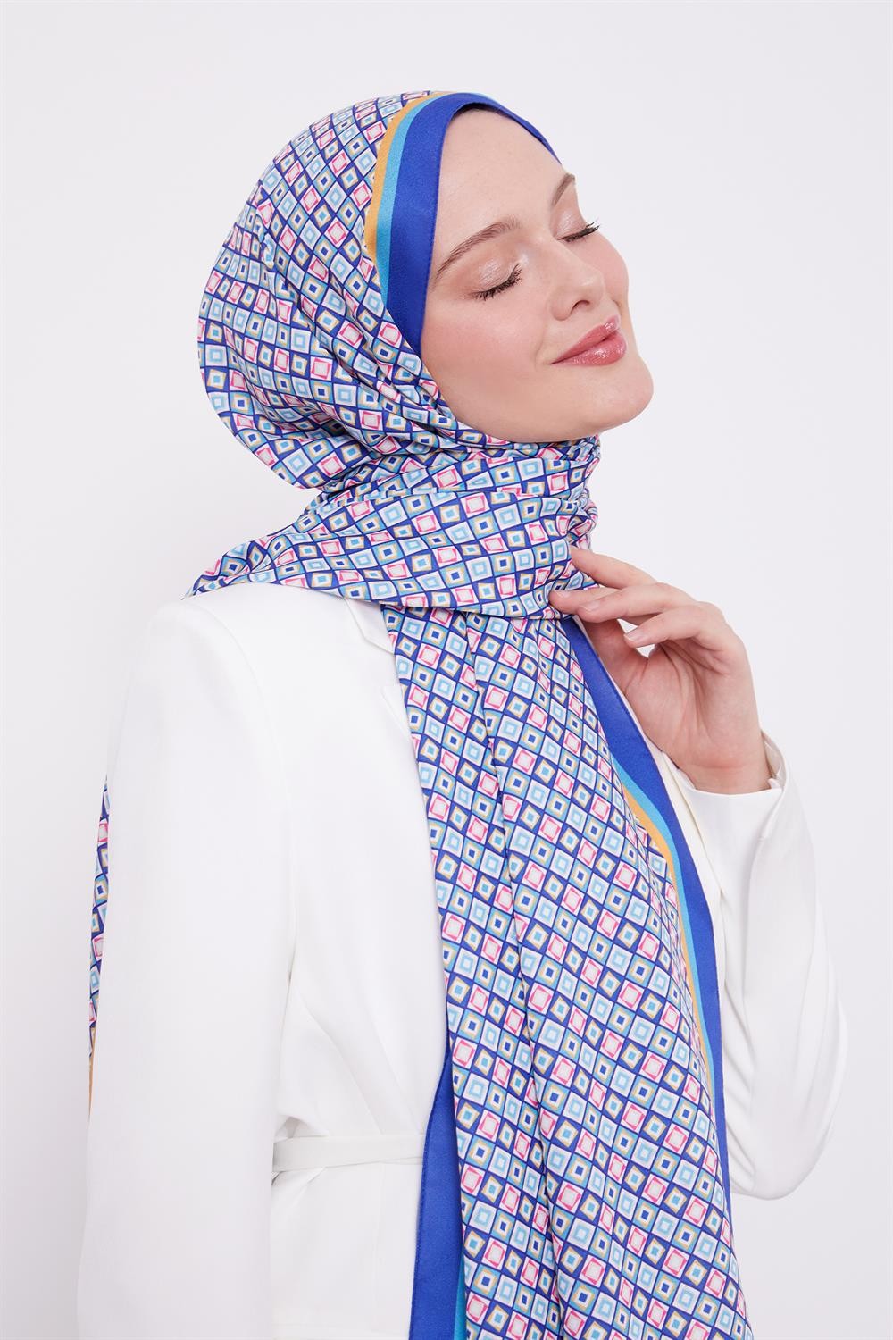 LevidorSaks Küp Desen Love Şal