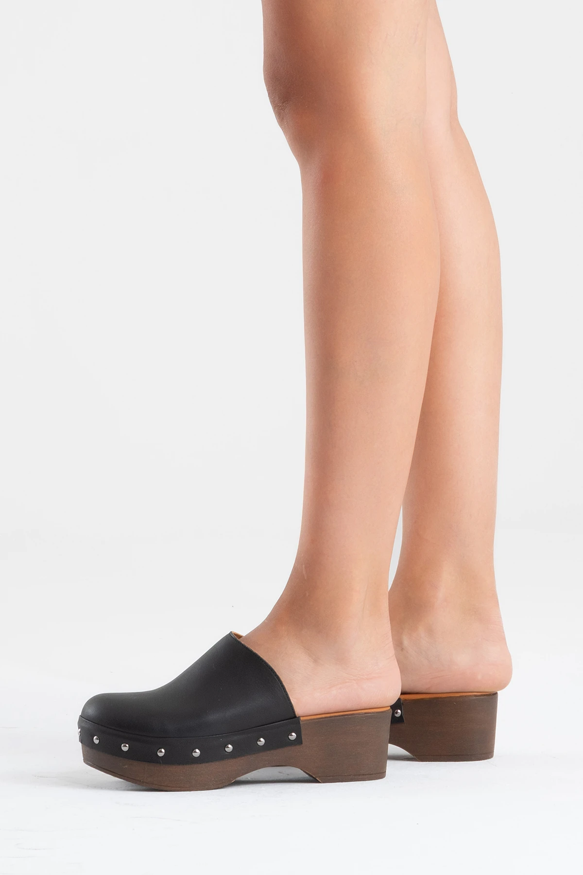 Serviola Kadın Deri Takunya Sandalet Siyah