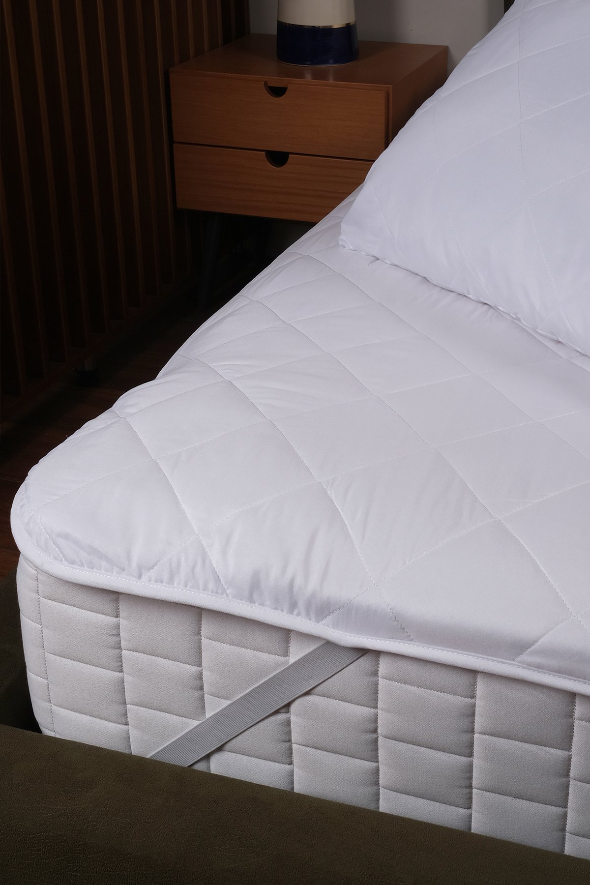 Lawon Quito Series Single Bed Quilted Waterproof Mattress Protector Sheet 100*200cm