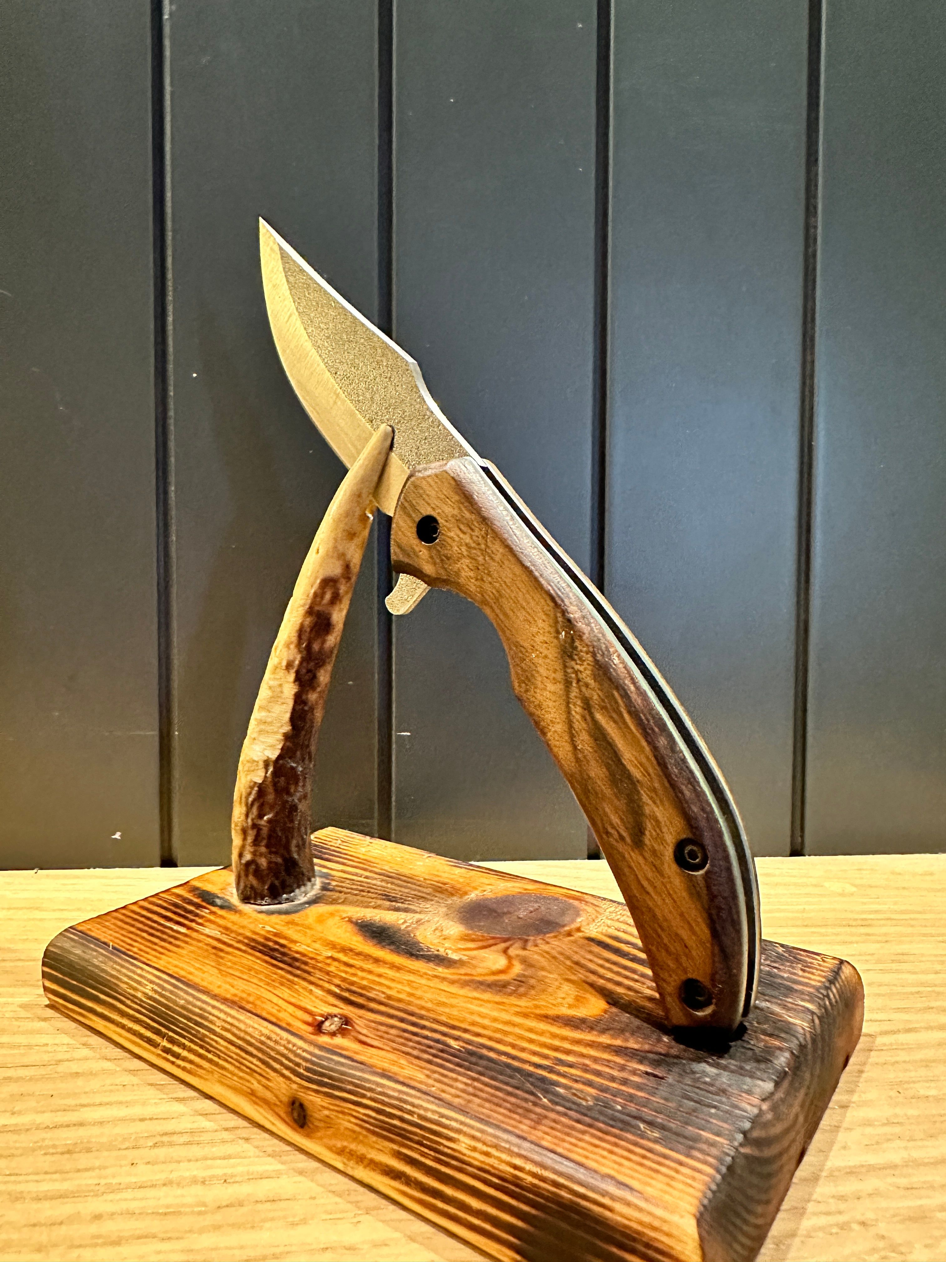 Timber Grip Pocket Knife