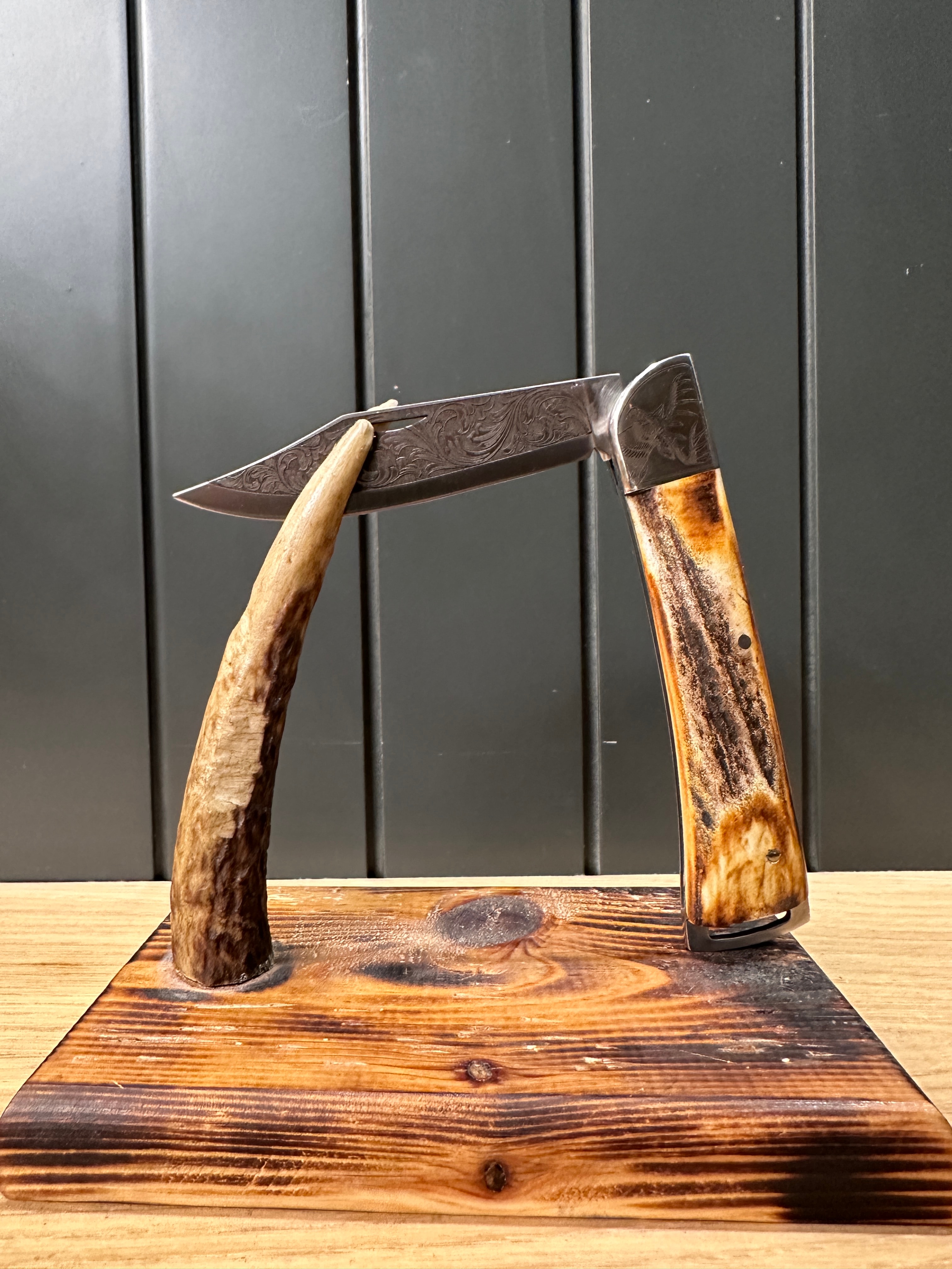 HANDCRAFT BLADE