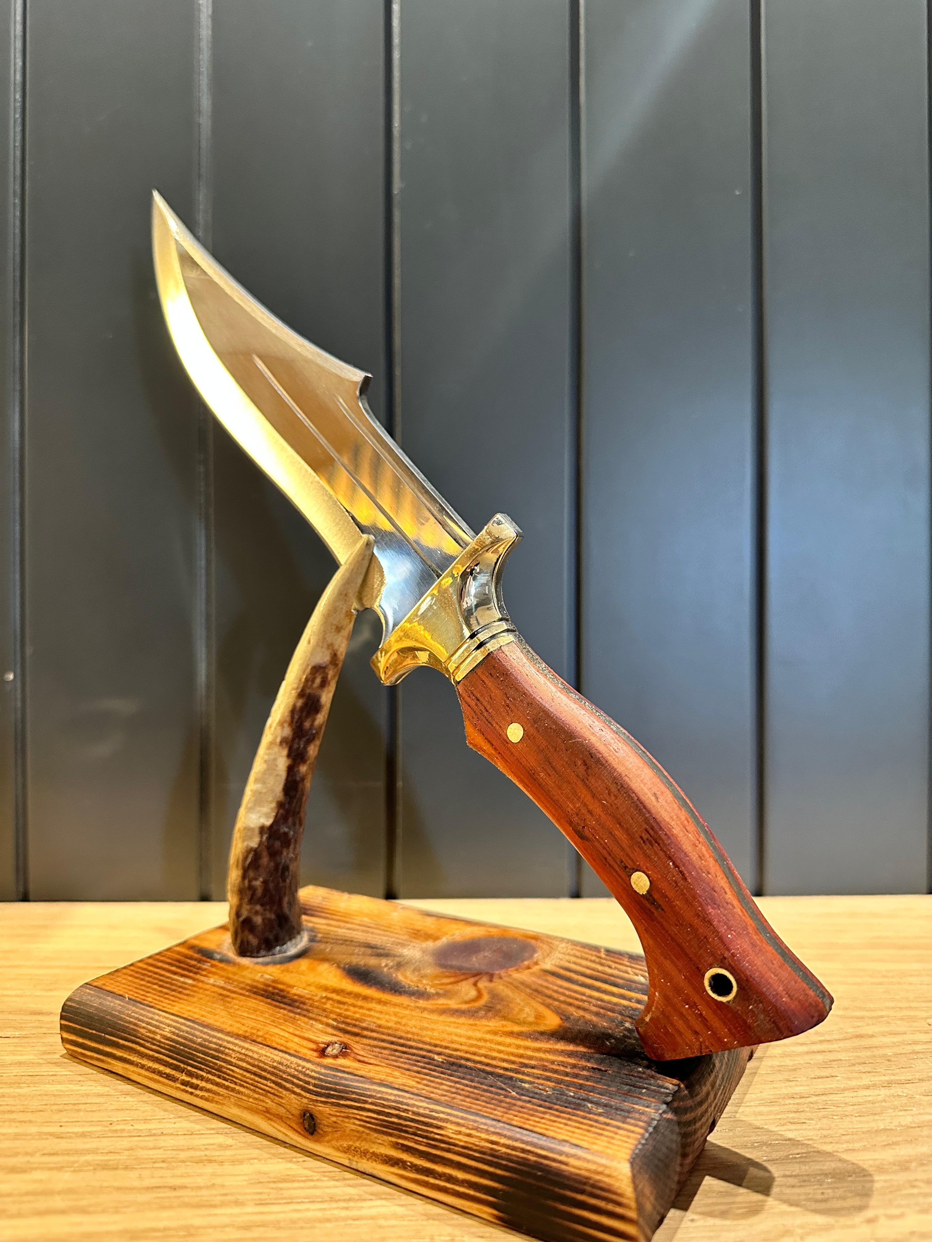 Corrugated Hunter Knife