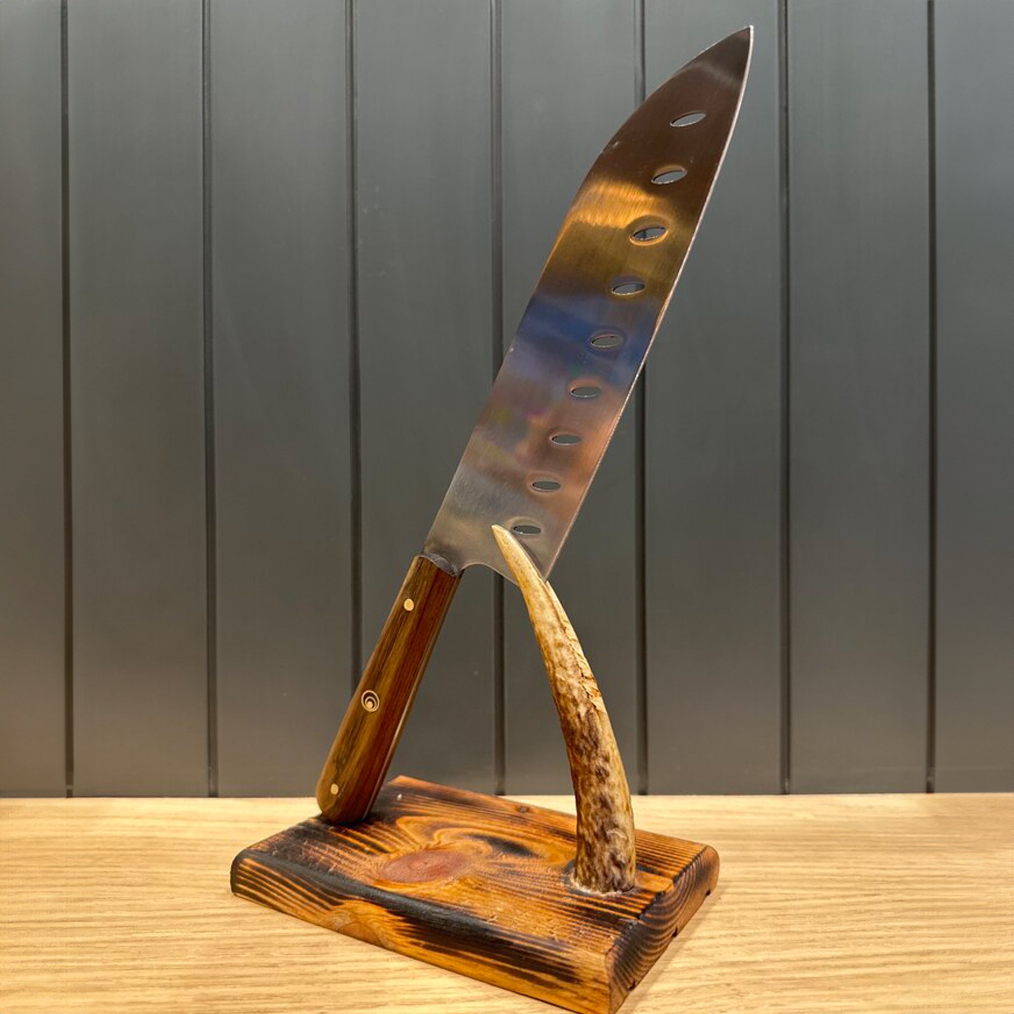 Delikli Şef Bıçağı 31.5 cm