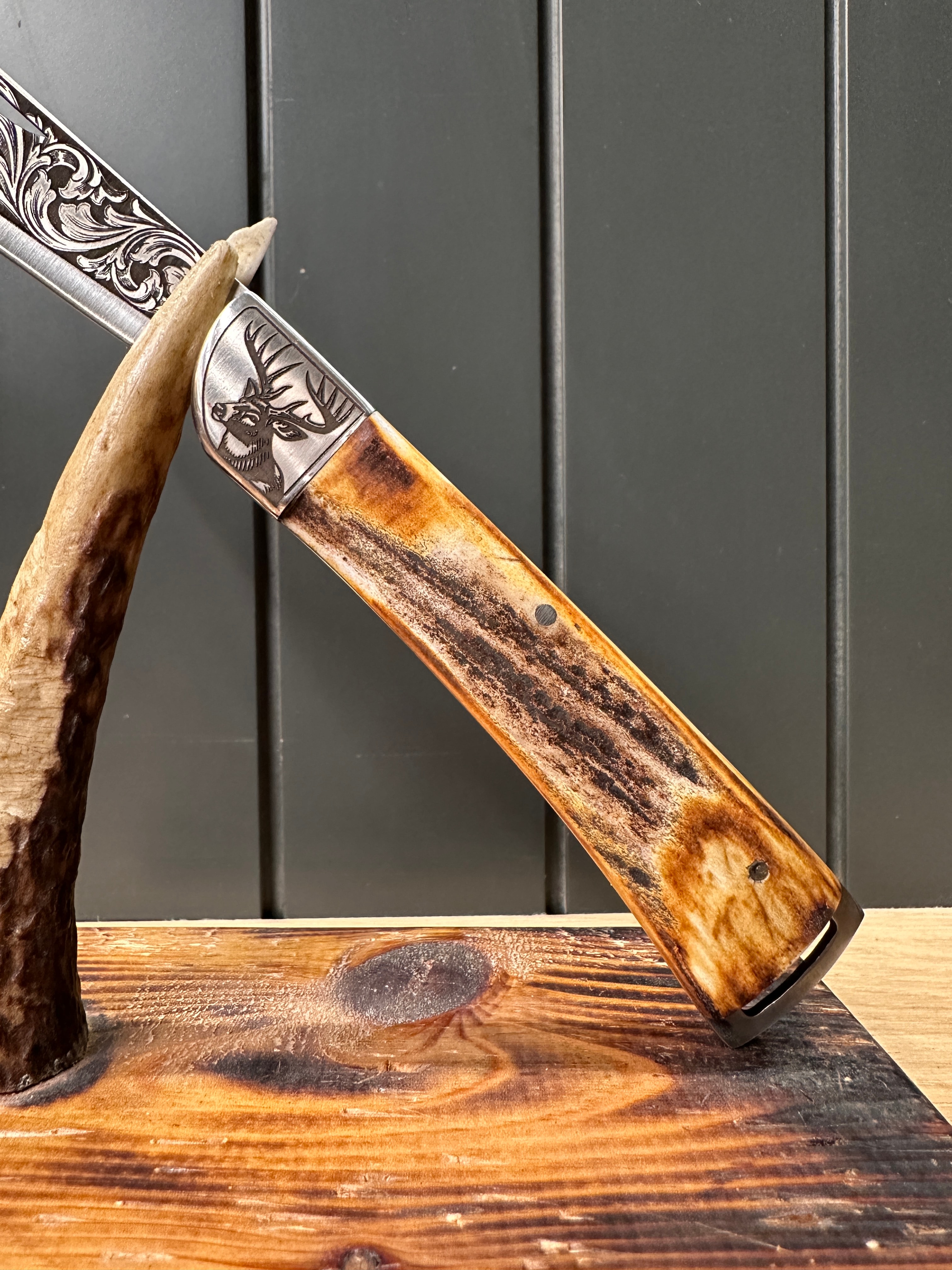 HANDCRAFT BLADE