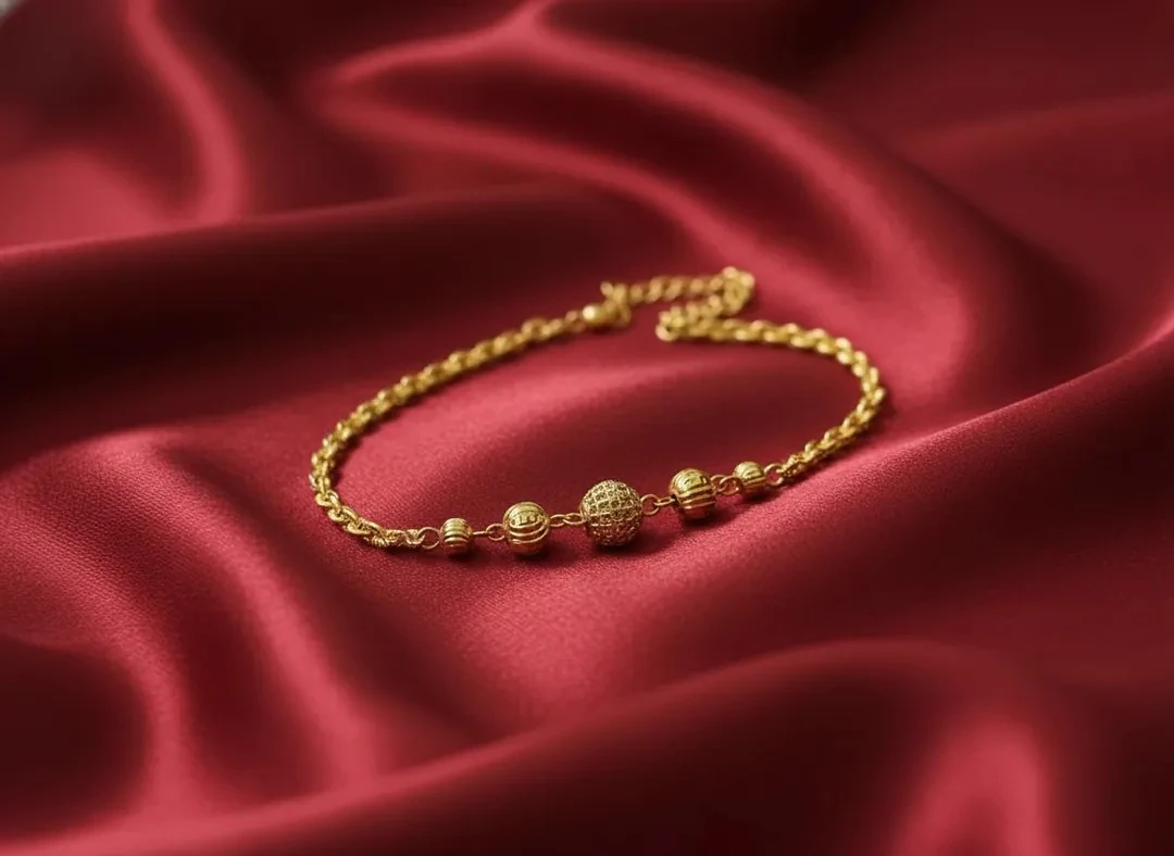 Işıltılı Küre Detaylı Çelik Zincir Bileklik