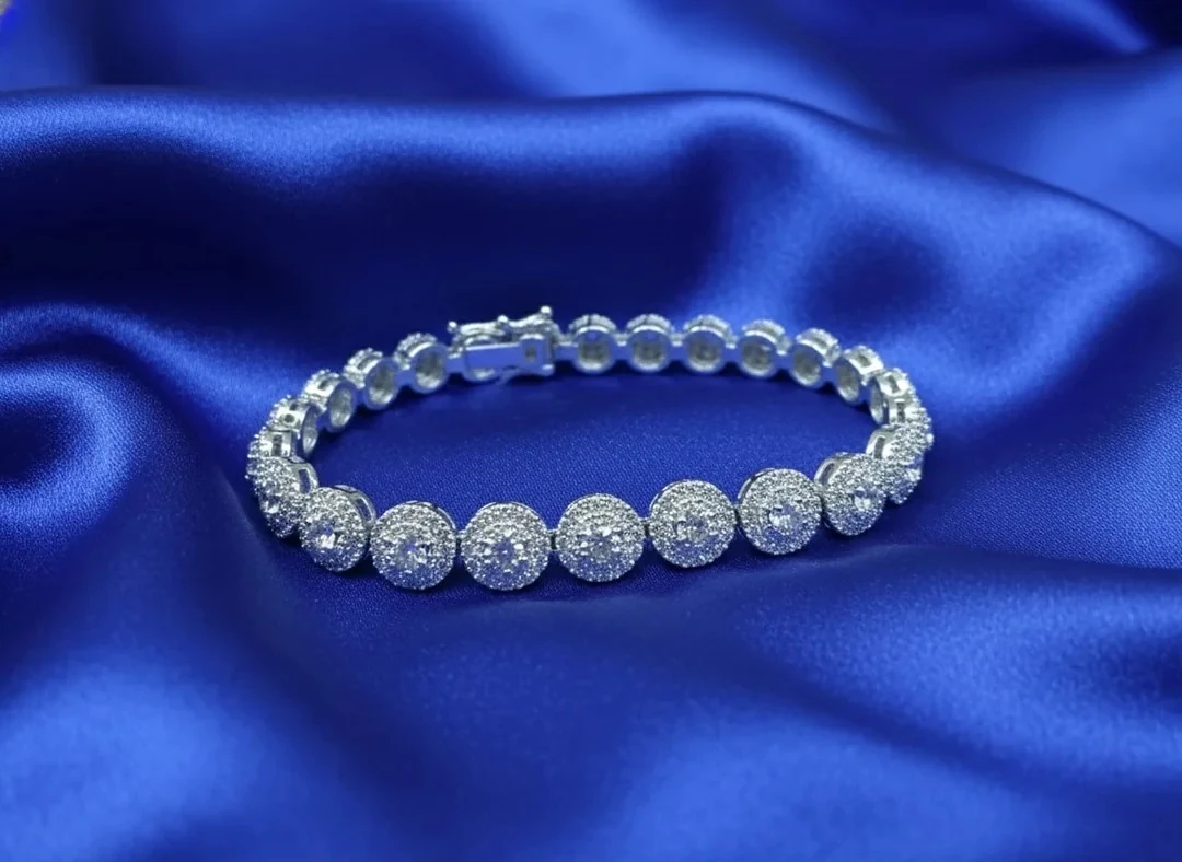 Pırlanta Tam Tur Zarif Tasarımlı Bileklik