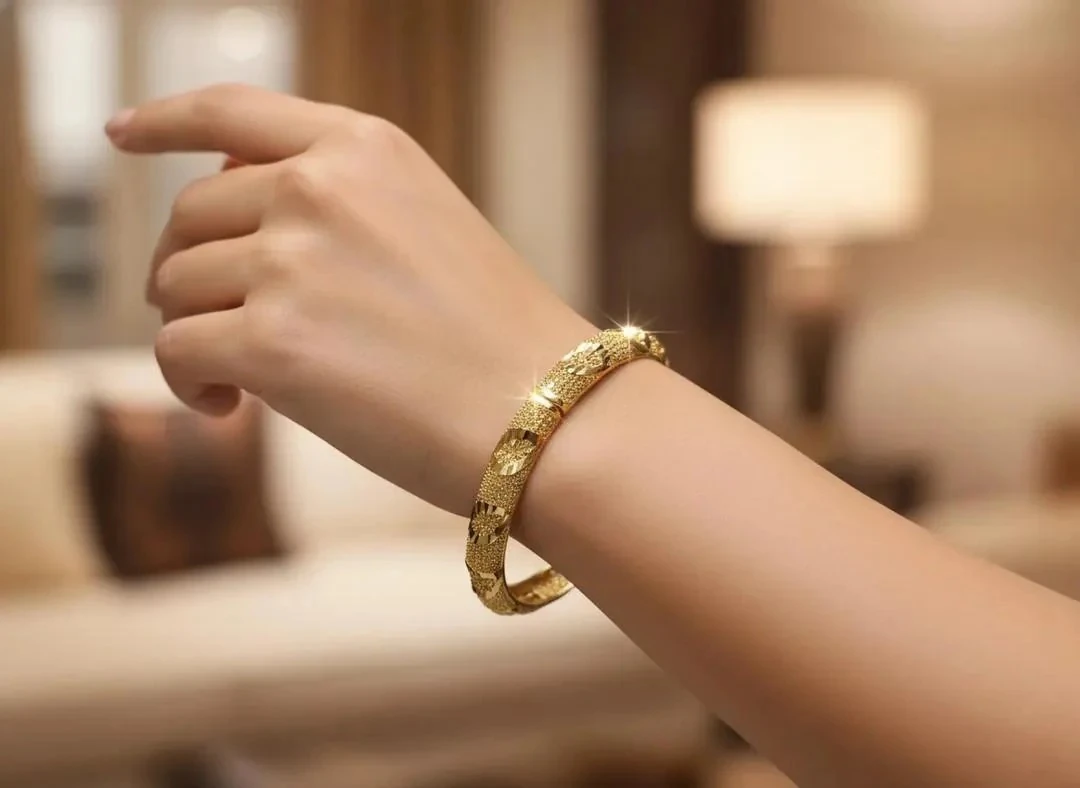 Taşsız Desenli Kararmaz Çelik Bileklik