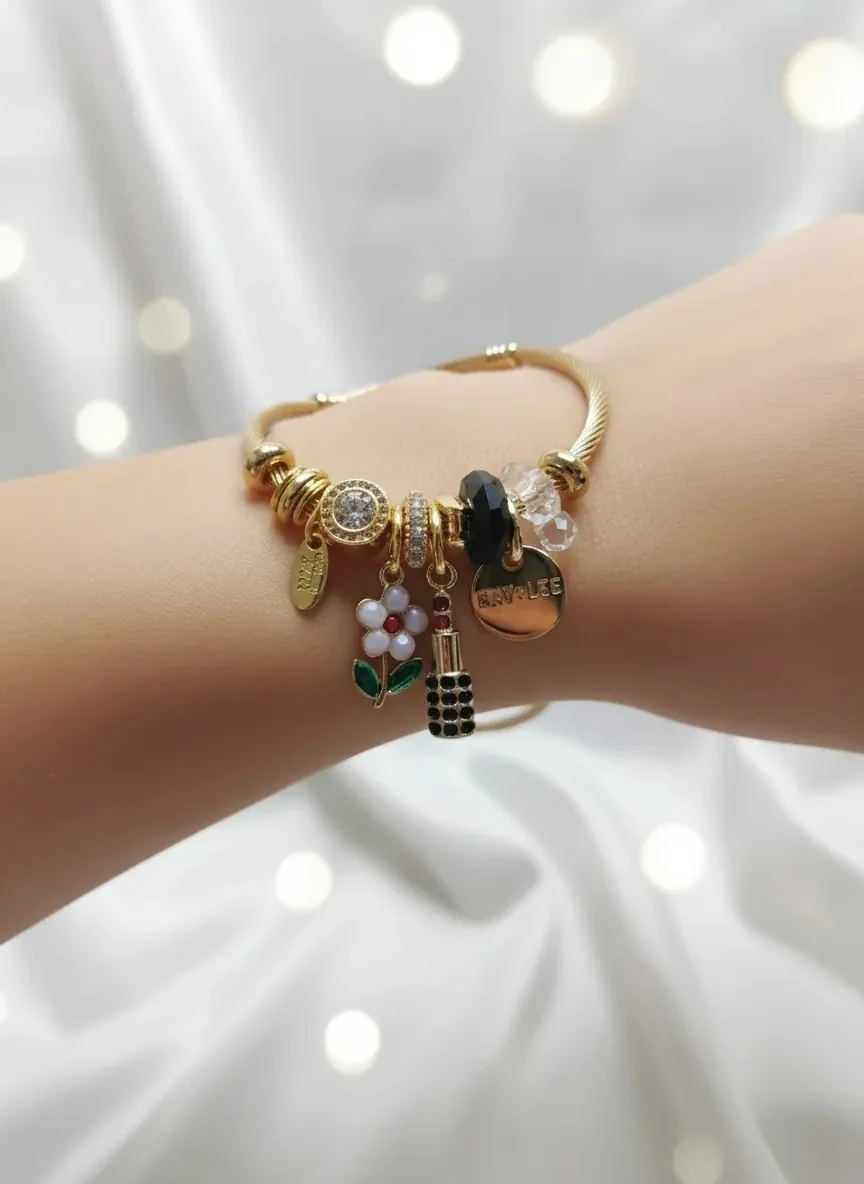 Trend Lüks  Çelik Kadın Charm Bilekliği