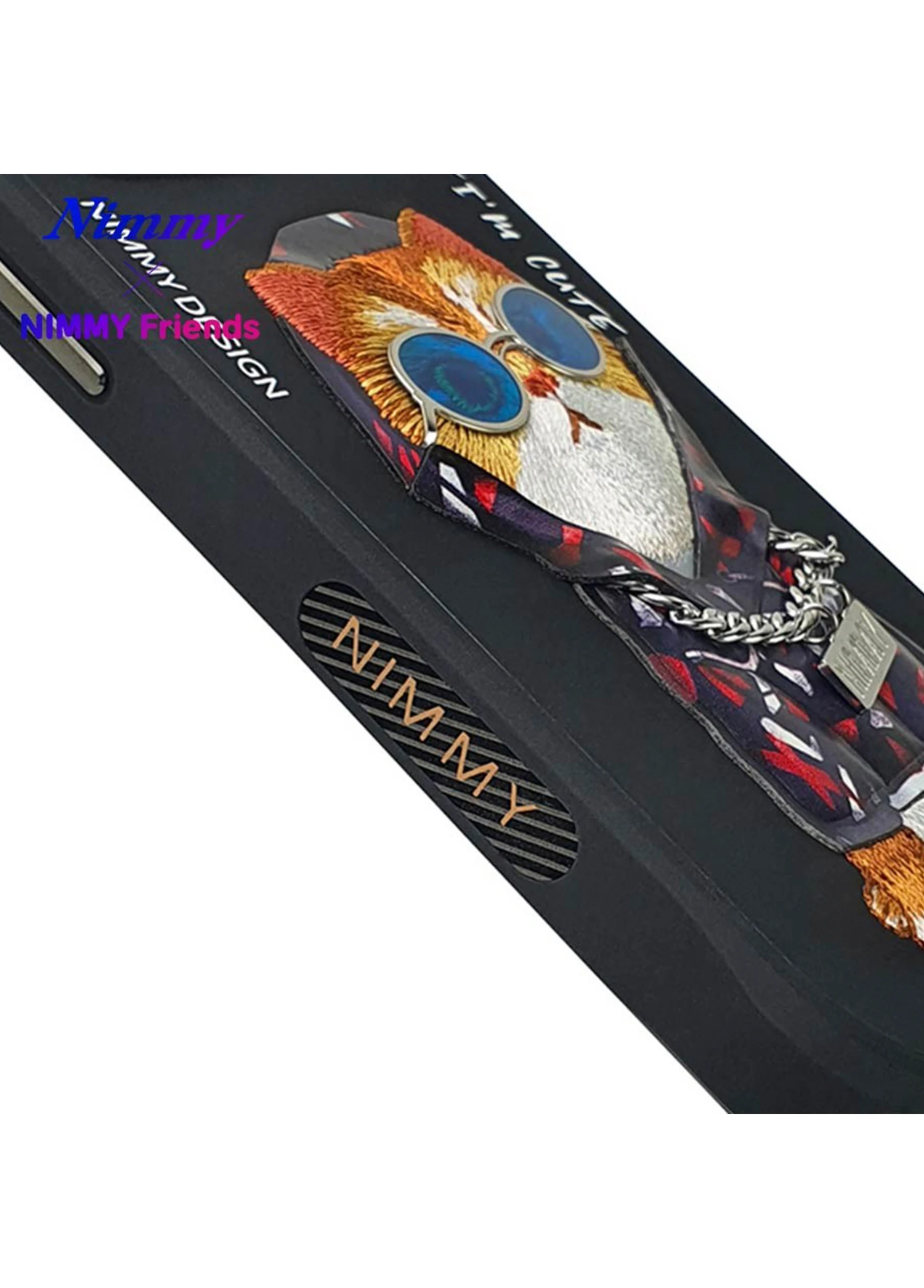 Nimmy iPhone 15 Pro Max Uyumlu 3D Gözlük Zincir Hipster Kedi Nakış İşlemeli Kabartmalı Cool Glasses Kılıf