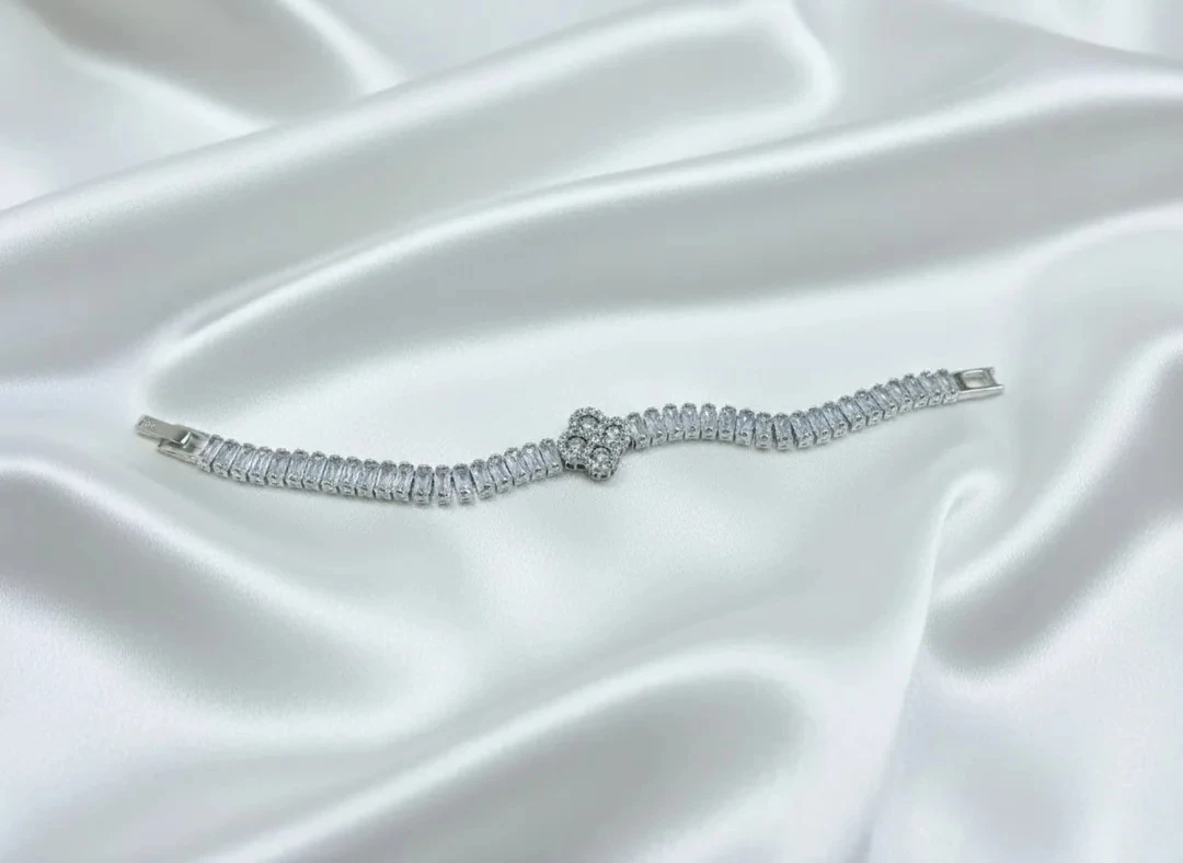 Yoncalı Su Yolu Bileklik