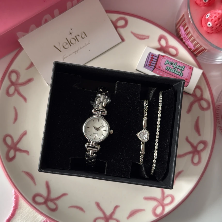 Gümüş mini kalp set