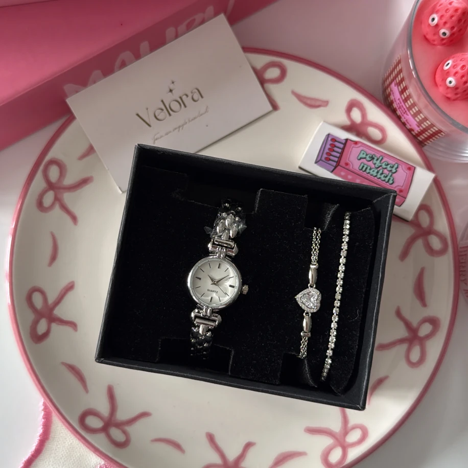 Gümüş mini kalp set