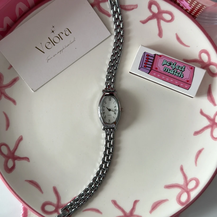 Gümüş vintage saat