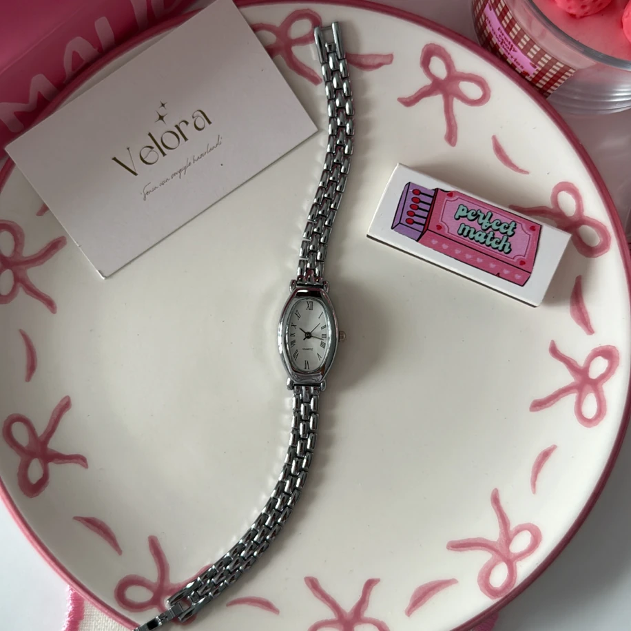 Gümüş vintage saat