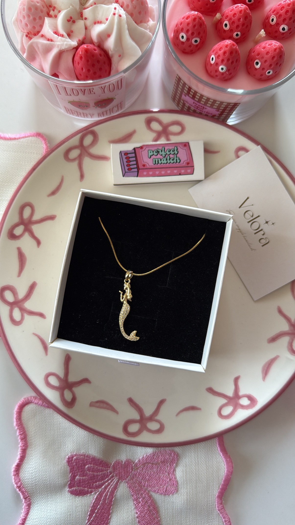 gold deniz kızı kolye