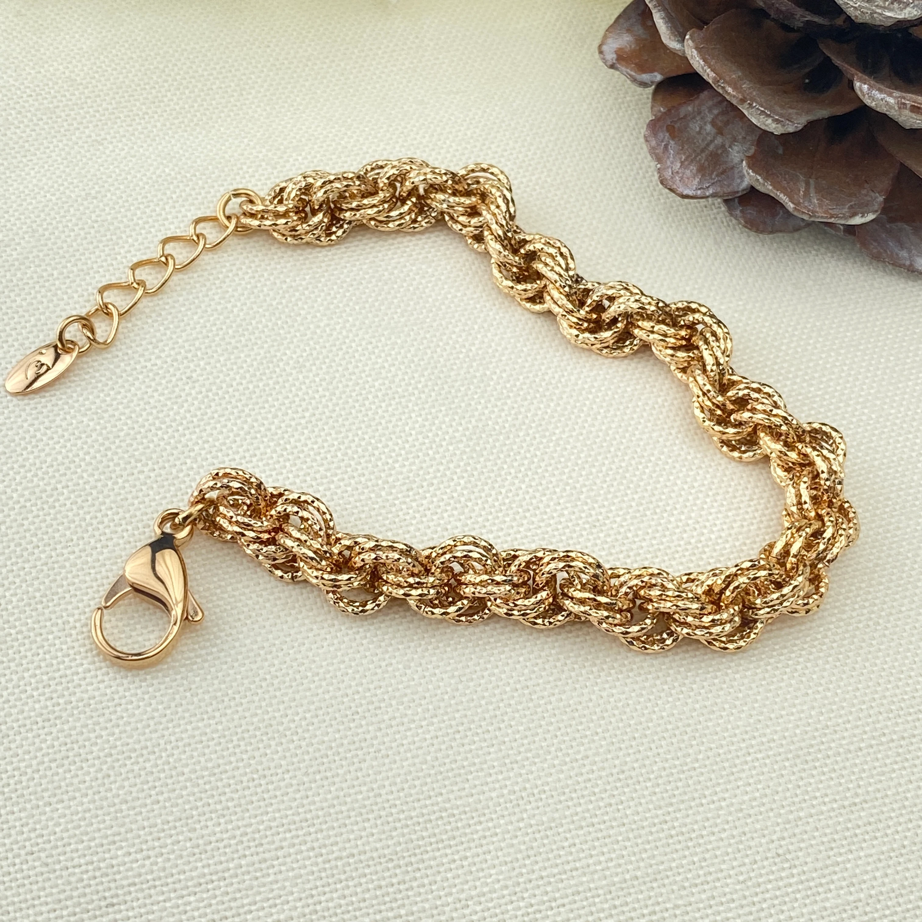 Burgu Bileklik Pırıltılı Kalın Burgu Zincir Kararmaz Xuping Vip Seri Yüksek Kalite