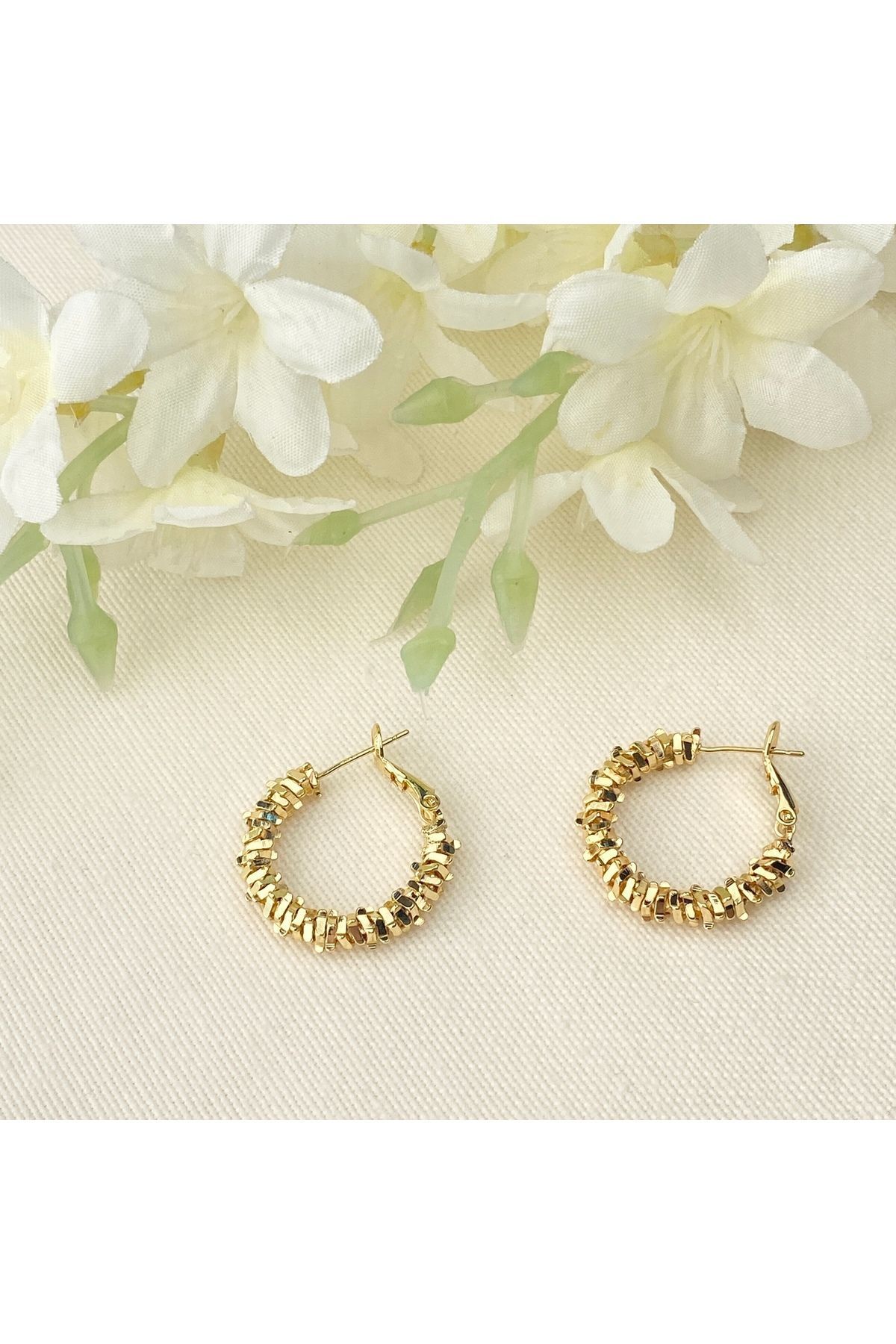 Kadın Küpe Küp Dorika Model Küpe