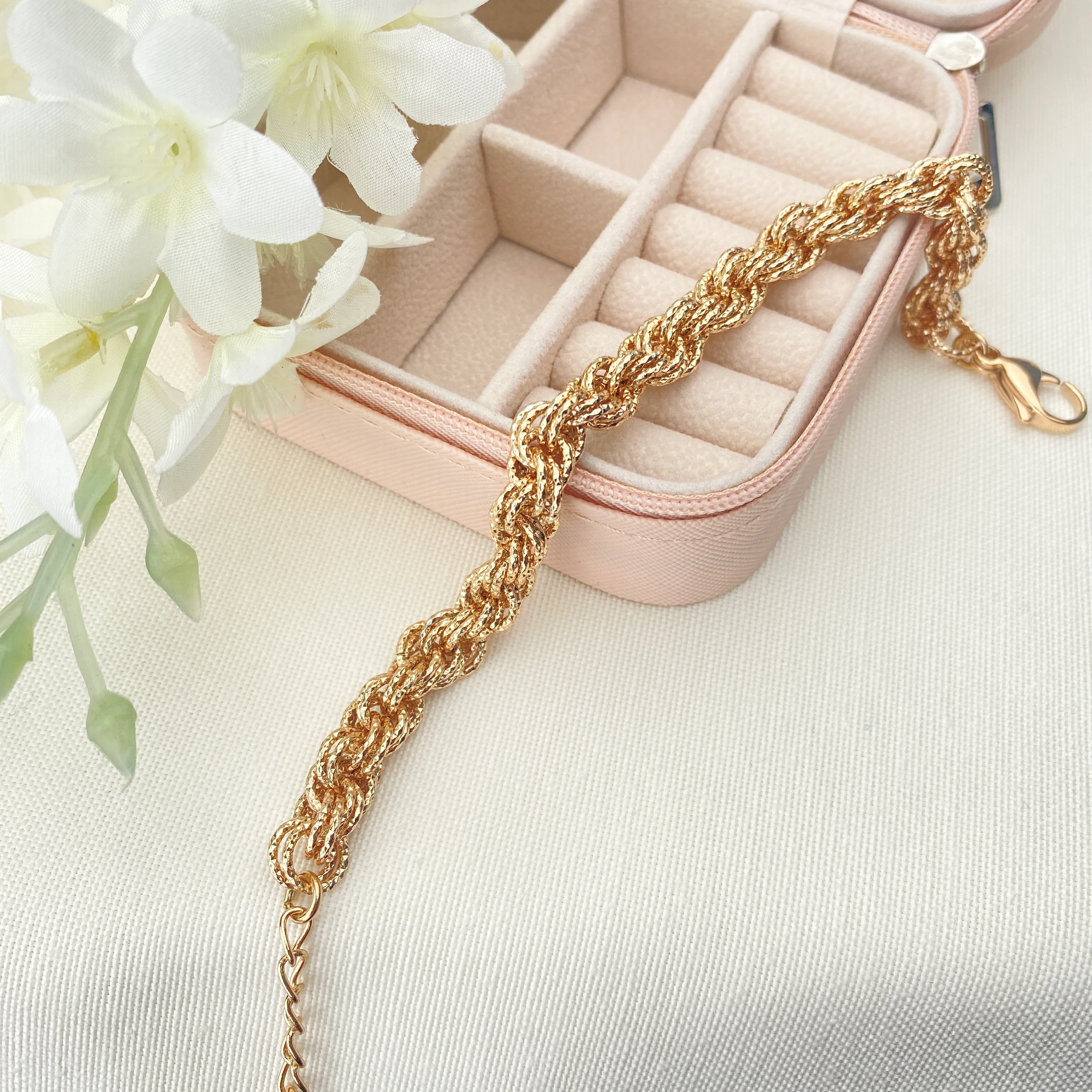 Burgu Bileklik Pırıltılı Kalın Burgu Zincir Kararmaz Xuping Vip Seri Yüksek Kalite