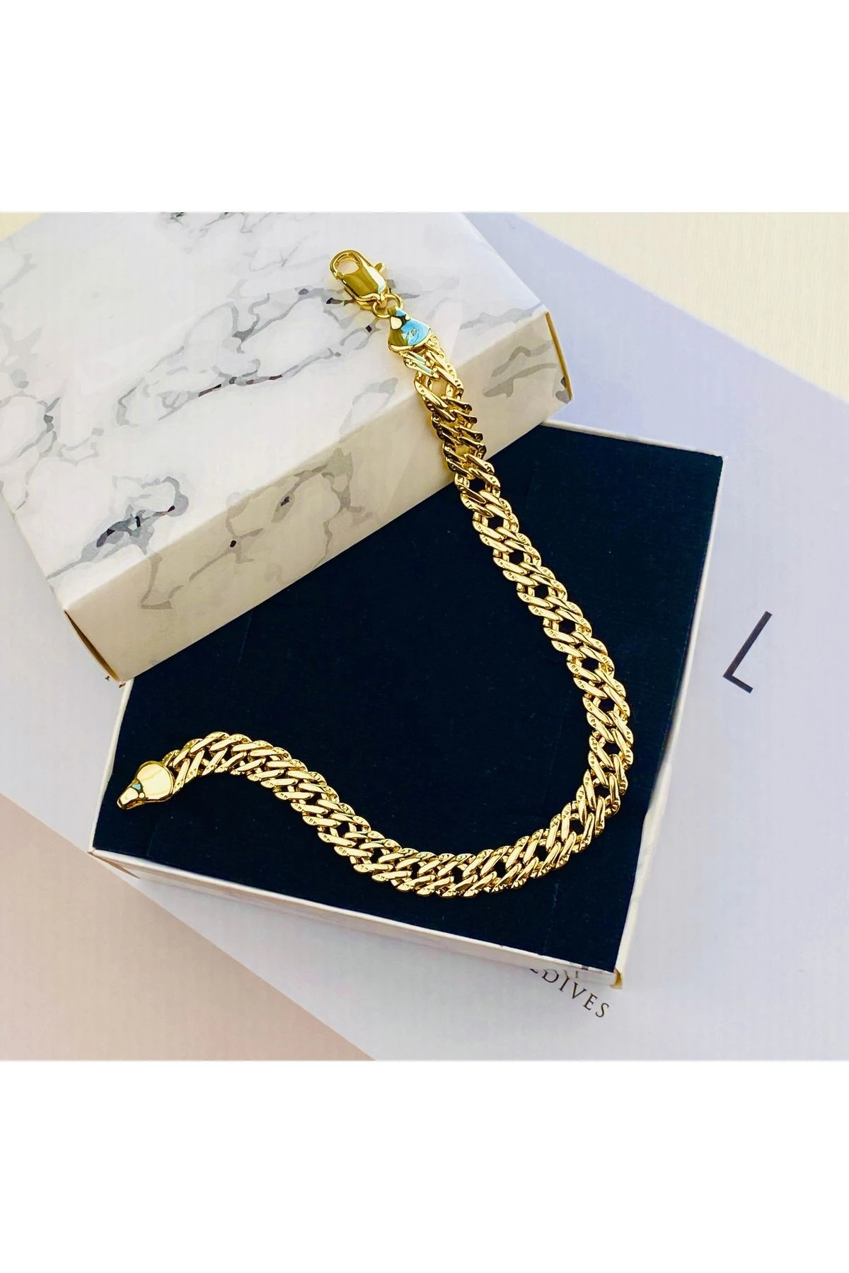 Kadın Zincir Bileklik Vintage Künye Kararmaz Xuping Vip Seri 14 Ayar Gold