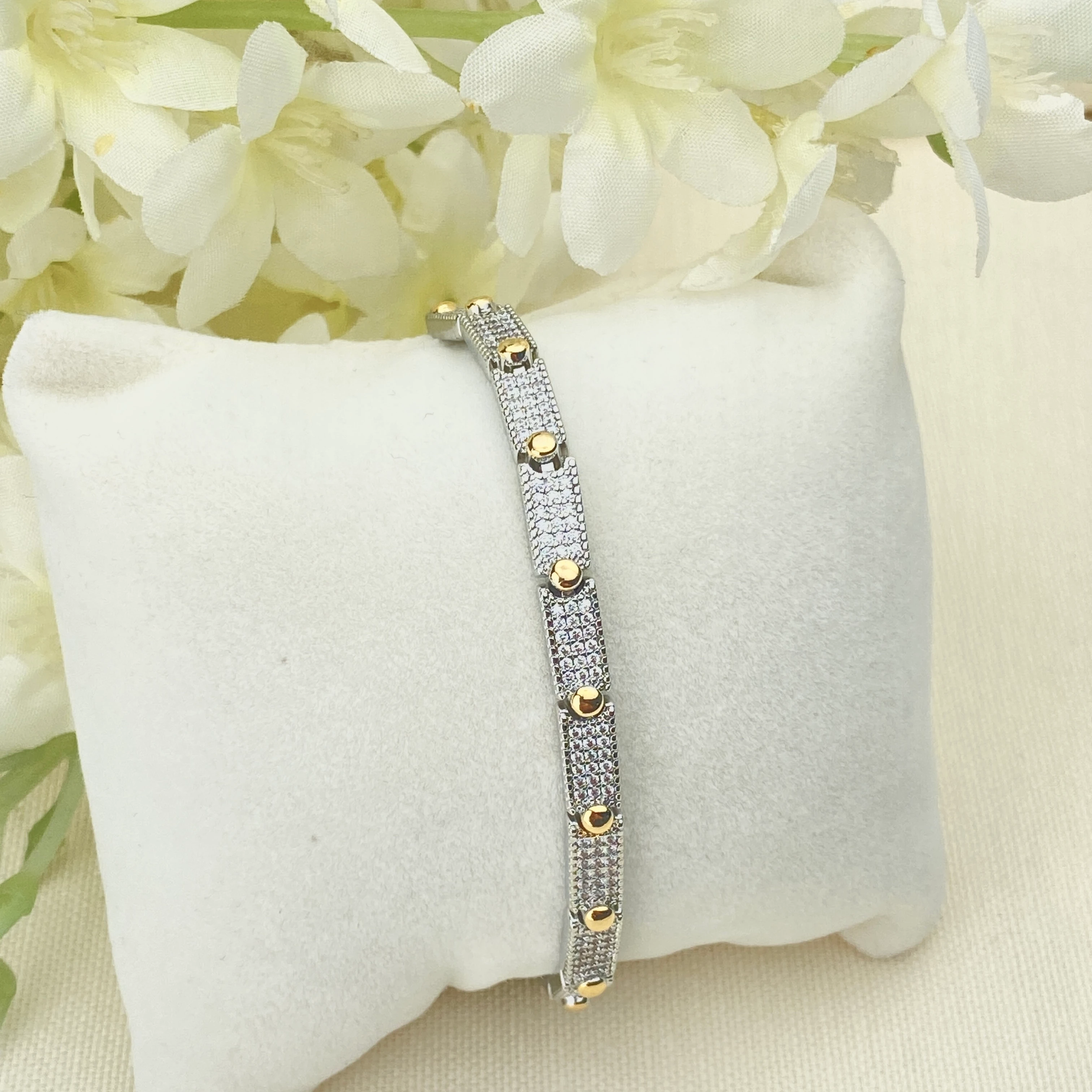 Kadın Bileklik Full Zirkon Kuyumcu Model Yüksek Kalite