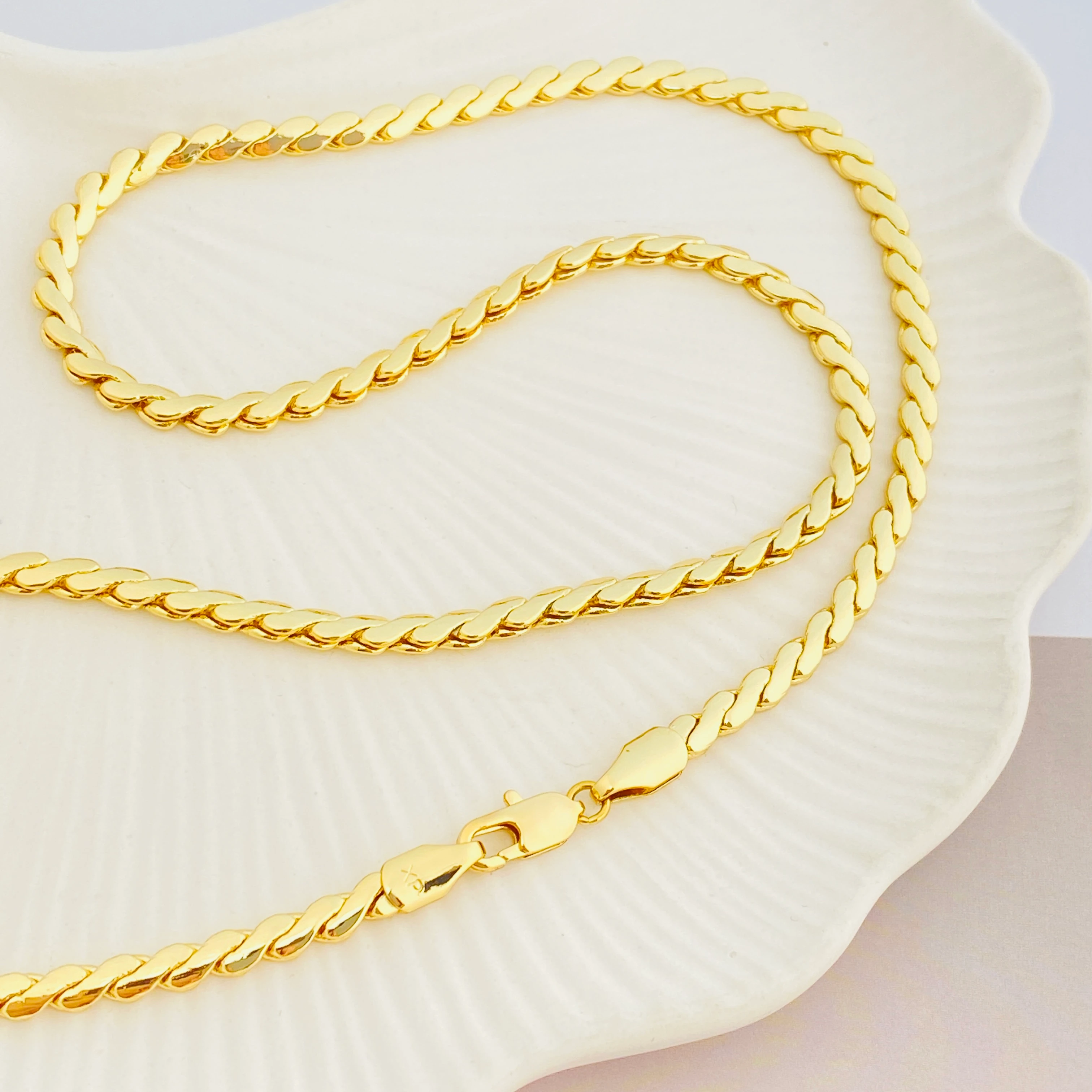 Ezme Kolye Ezme Burgu Kadın Kolye Kararmaz Xuping 14 Ayar Gold 50cm