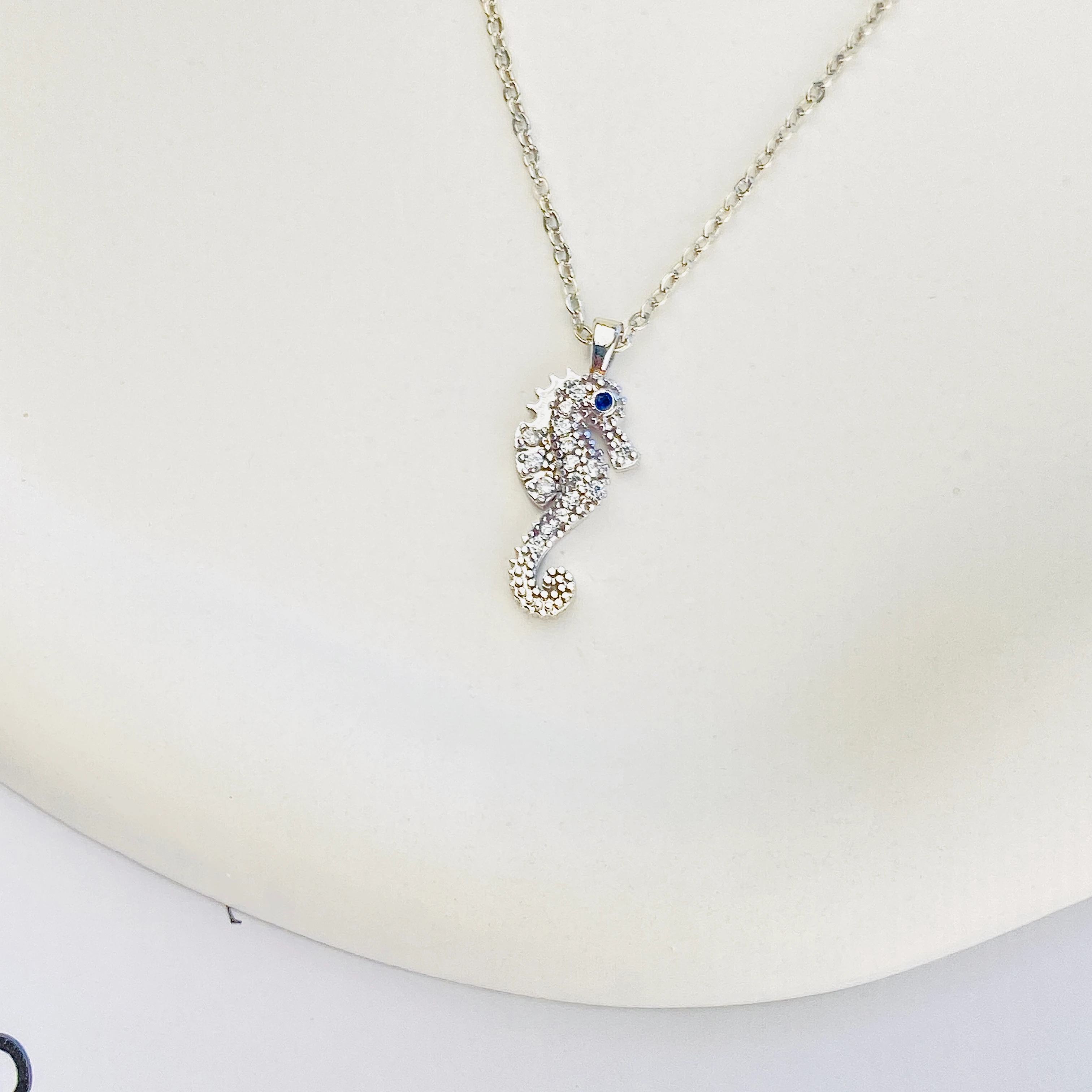 Deniz Atı Kadın Kolye Zirkon Taşlı Silver Kolye 45cm