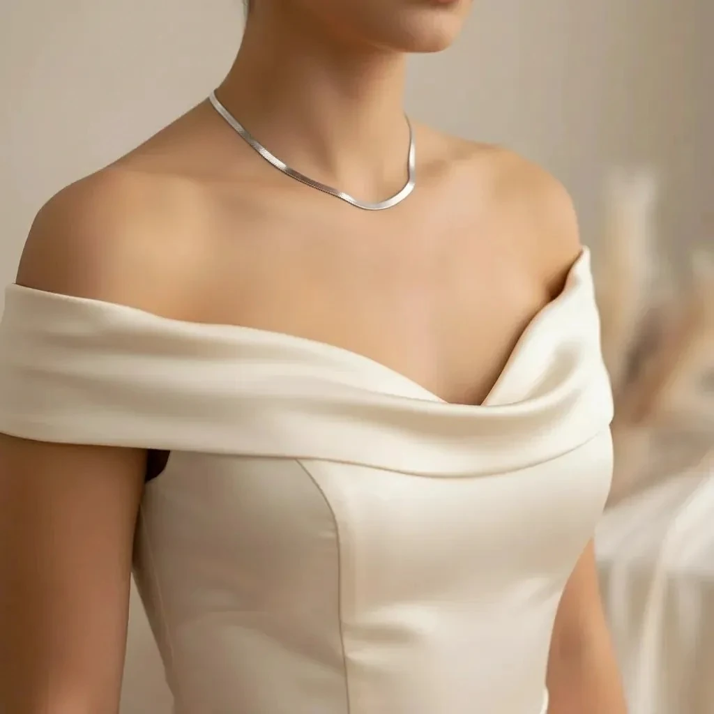 İtalyan Zincir Kolye Yassı Balıksırtı Model Kararmaz Çelik Kolye Gold 42+5 cm