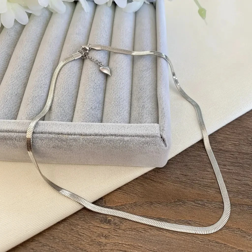 İtalyan Zincir Kolye Yassı Balıksırtı Model Kararmaz Çelik Kolye Gold 42+5 cm