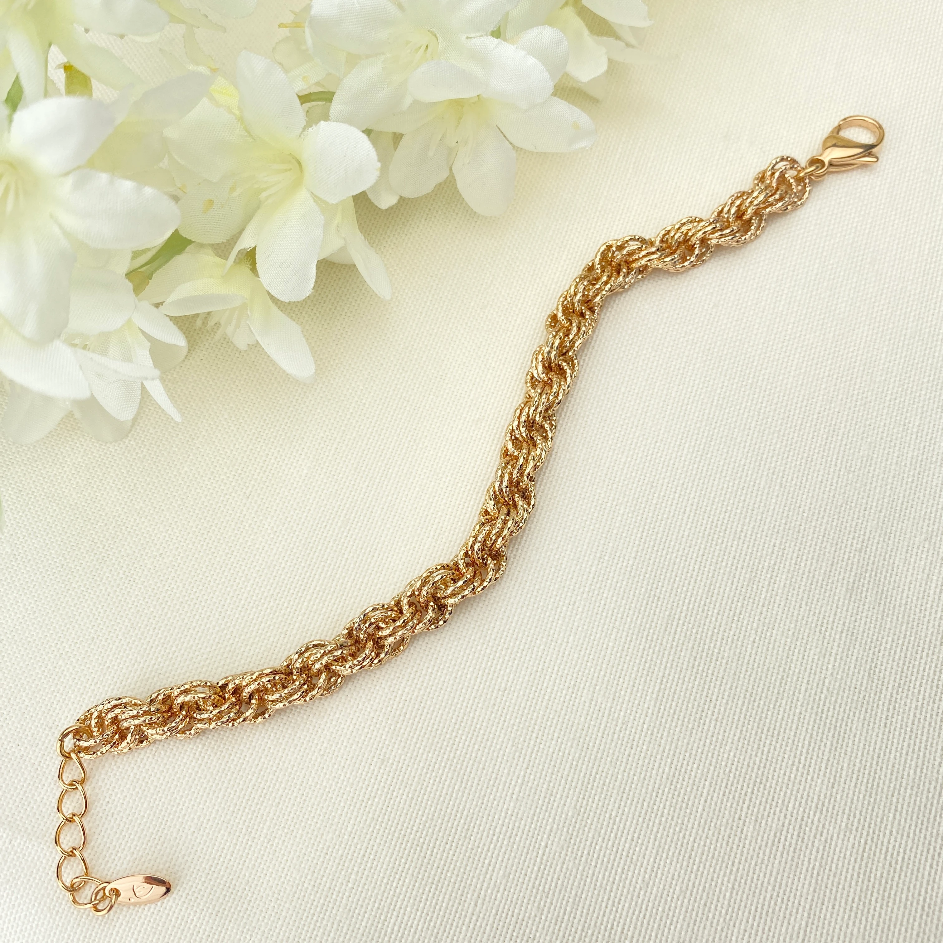 Burgu Bileklik Pırıltılı Kalın Burgu Zincir Kararmaz Xuping Vip Seri Yüksek Kalite