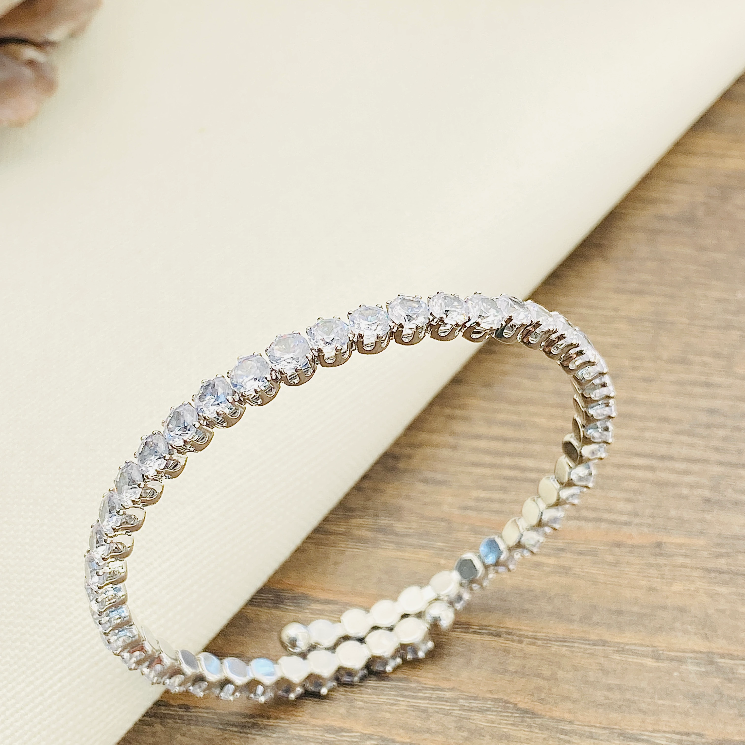 Kelepçe Bileklik Esnek İnce Suyolu Bileklik Silver 21cm