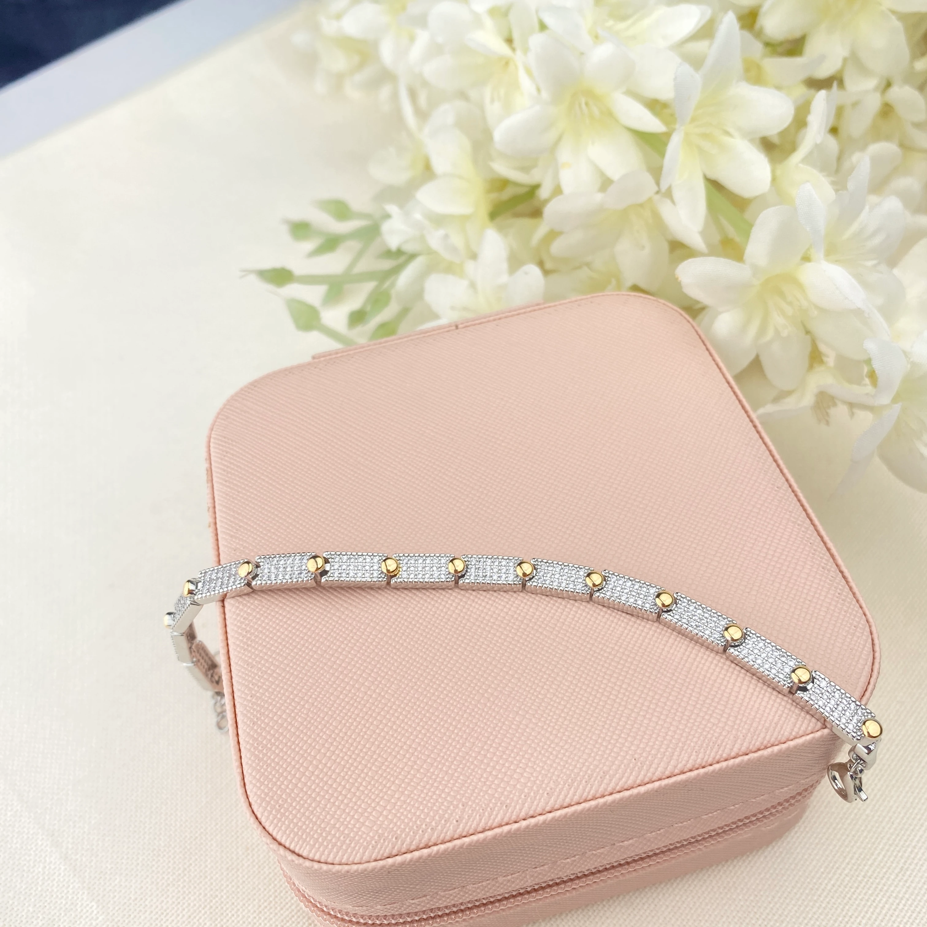 Kadın Bileklik Full Zirkon Kuyumcu Model Yüksek Kalite