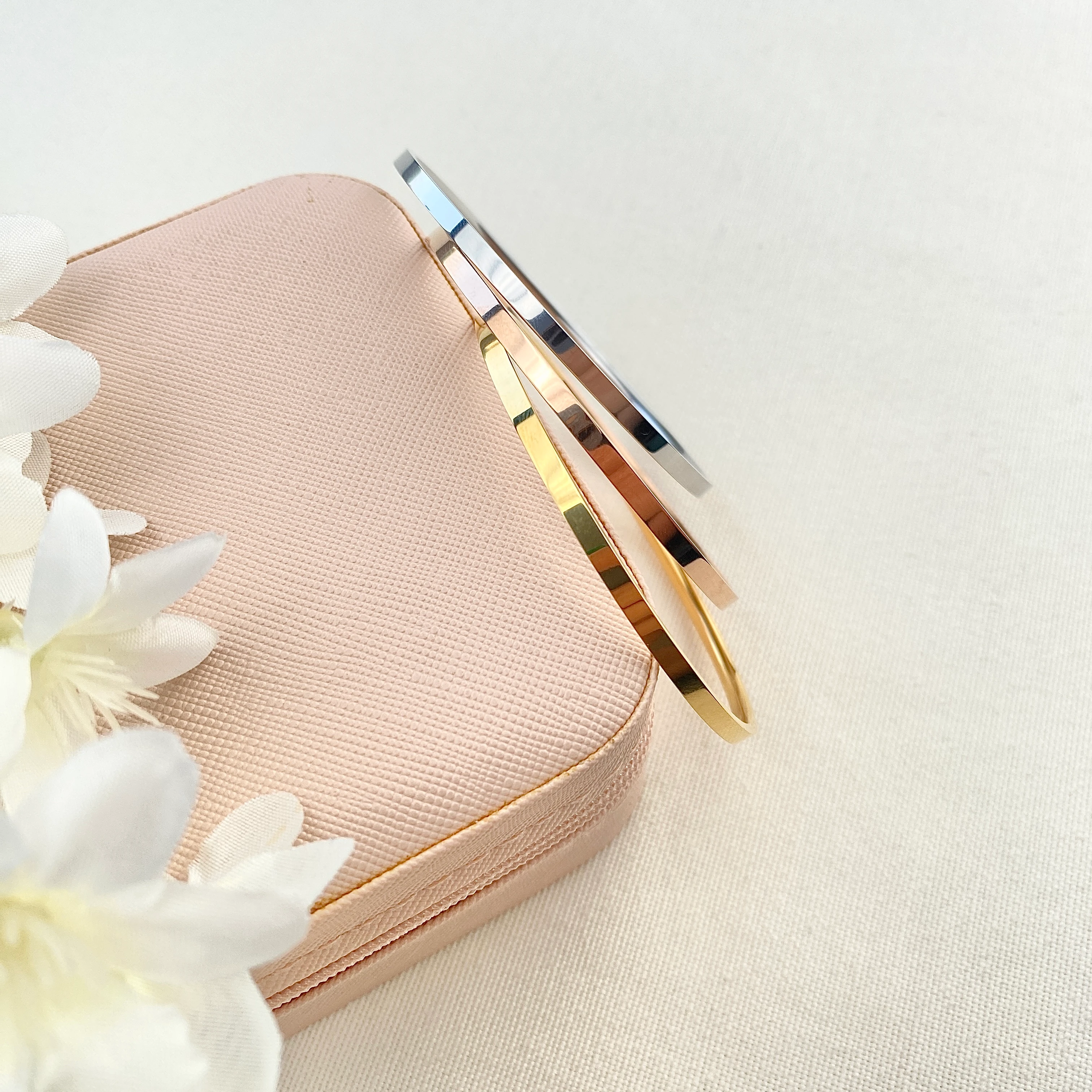 Çelik Ajda Bilezik Köşeli 3lü Çelik Ajda Bilezik Kararmaz Çelik Gold 22 cm