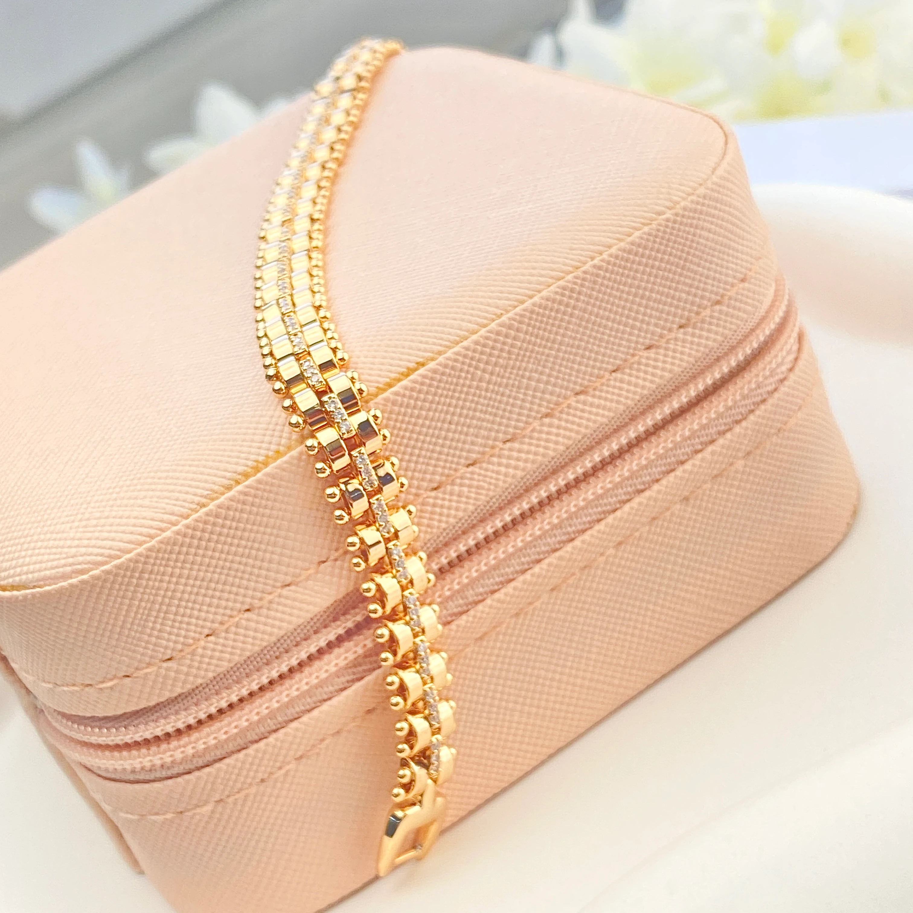 Kuyumcu Model Taşlı Bileklik Çelik Kararmaz Xuping Vip Seri Yüksek Kalite 19cm