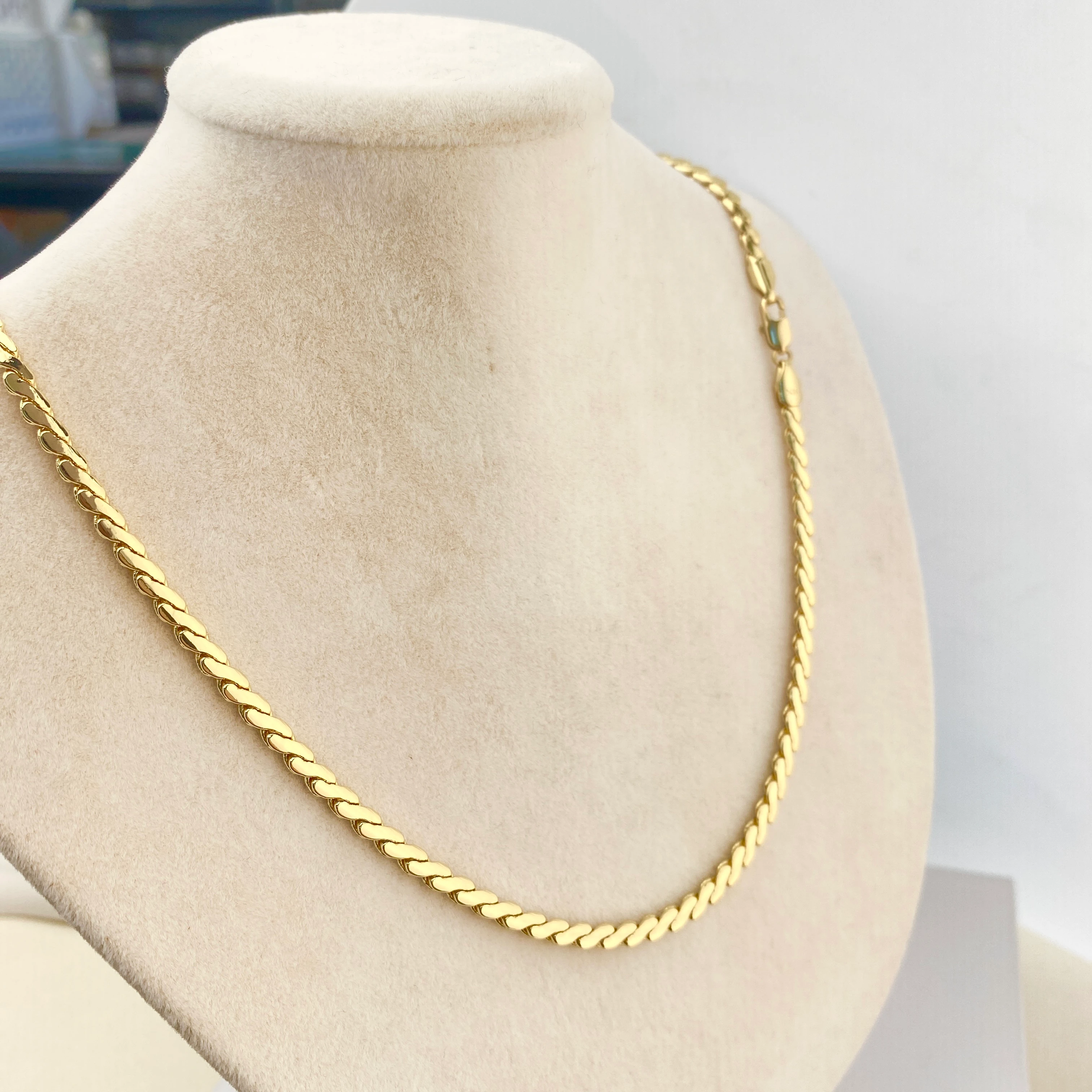 Ezme Kolye Ezme Burgu Kadın Kolye Kararmaz Xuping 14 Ayar Gold 50cm