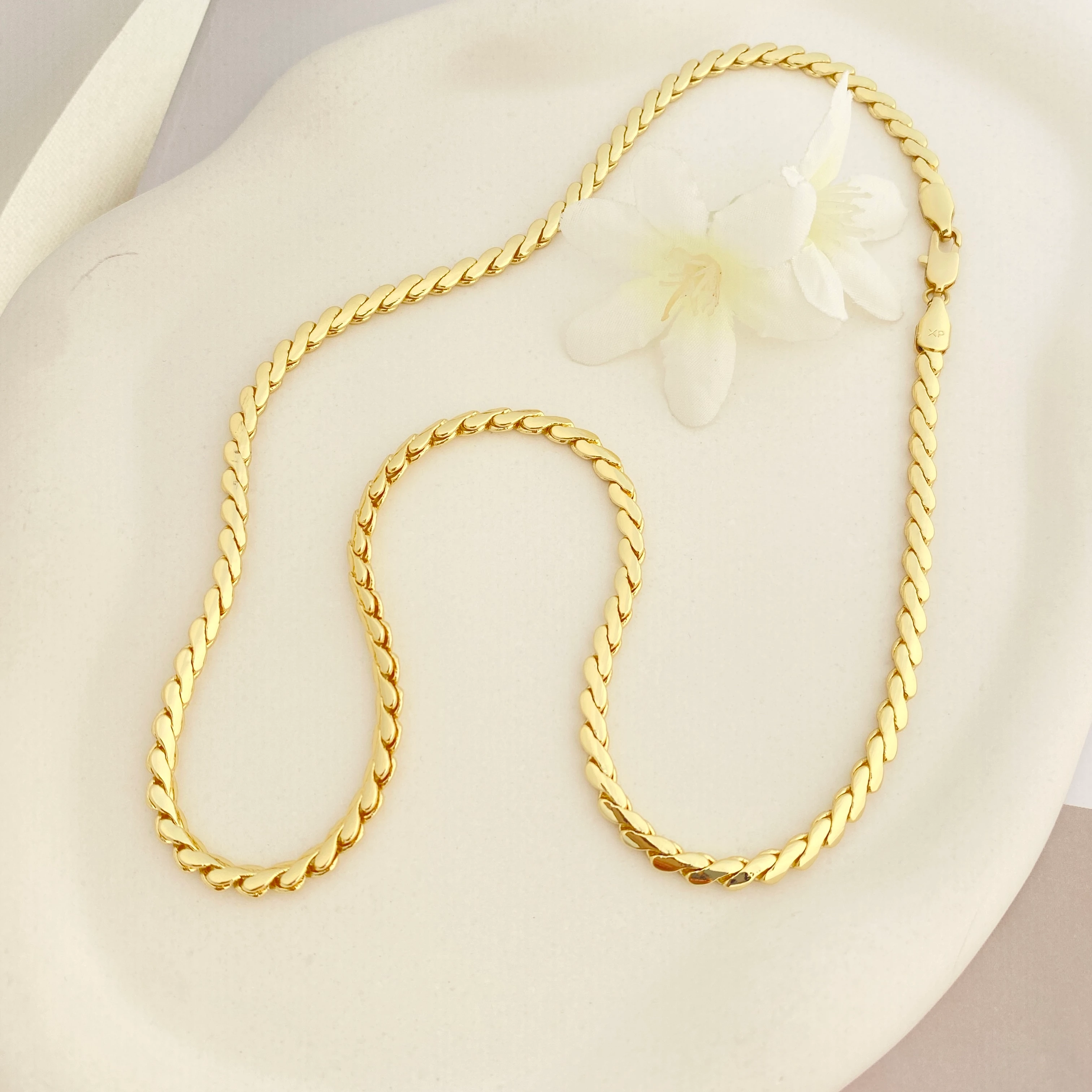 Ezme Kolye Ezme Burgu Kadın Kolye Kararmaz Xuping 14 Ayar Gold 50cm