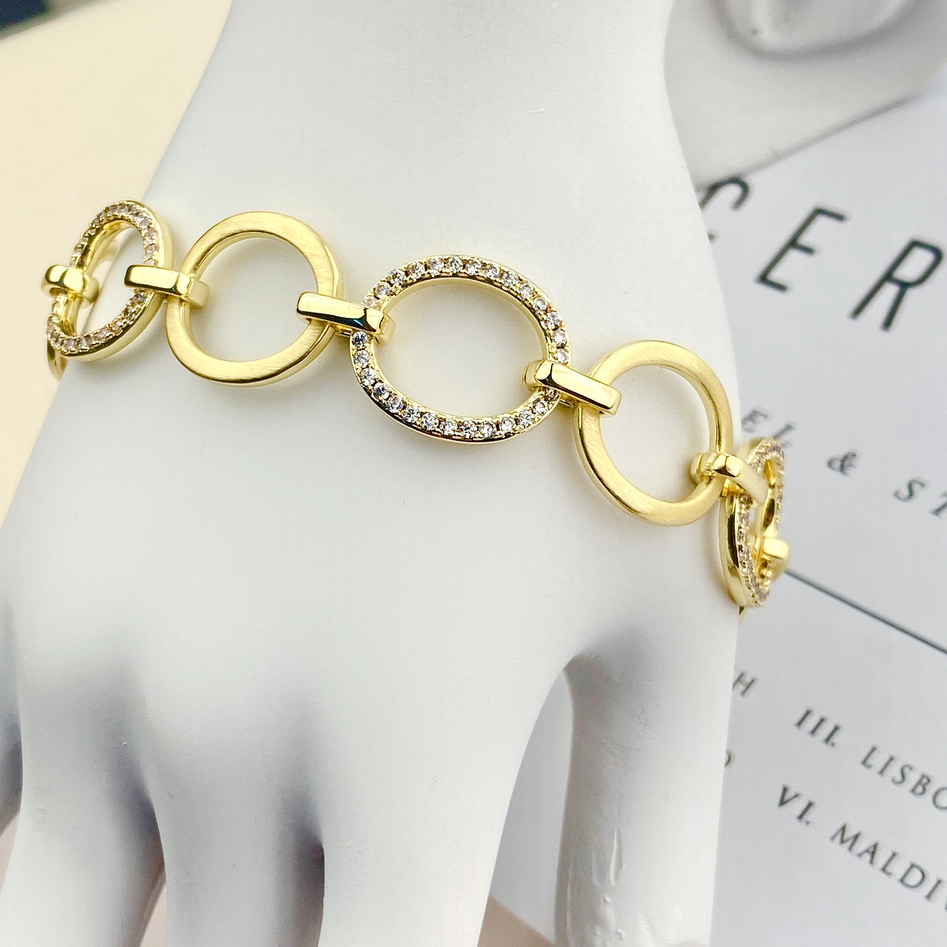 Halka Bileklik Kuyumcu Model Kadın Bileklik 14 Ayar Altın Kaplama