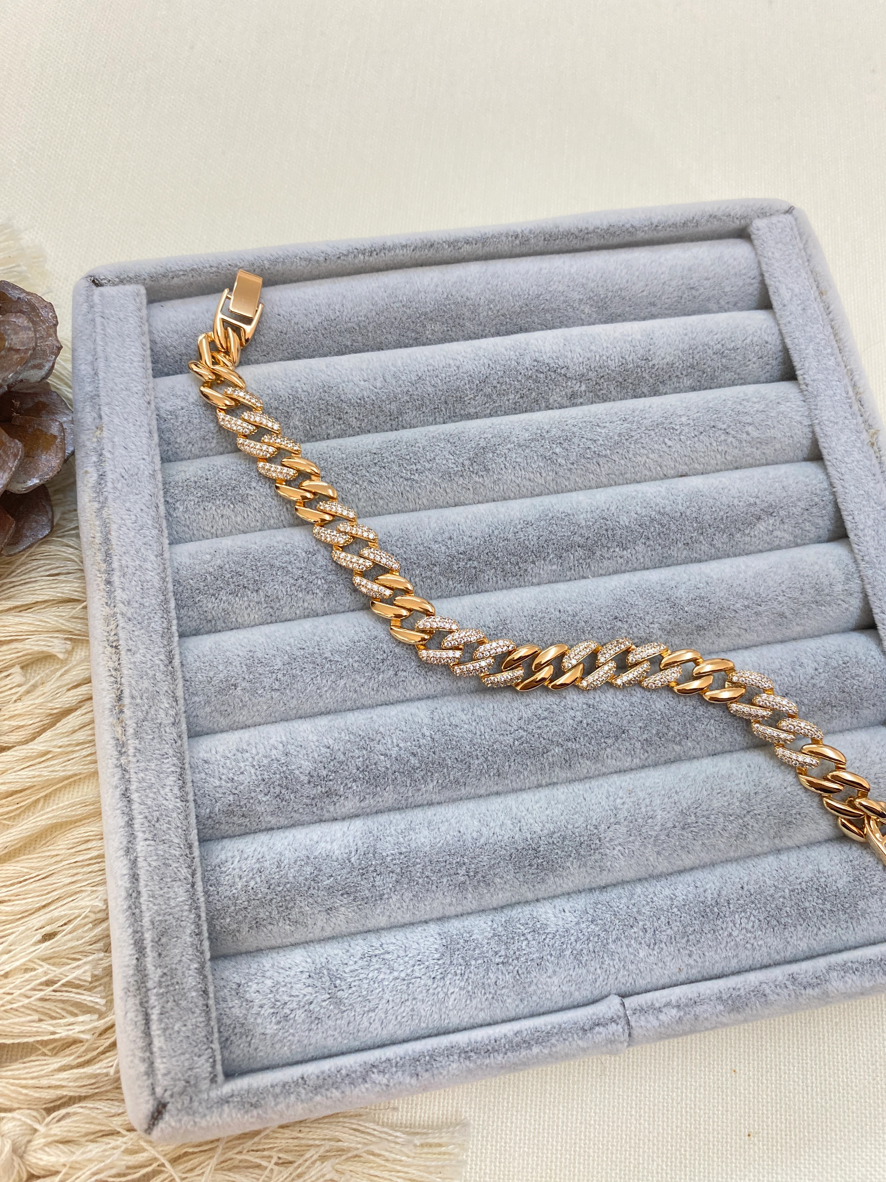 Gurmet Bileklik Taşlı Kalın Zincir Çelik Kararmaz Xuping Vip Seri Rose Gold