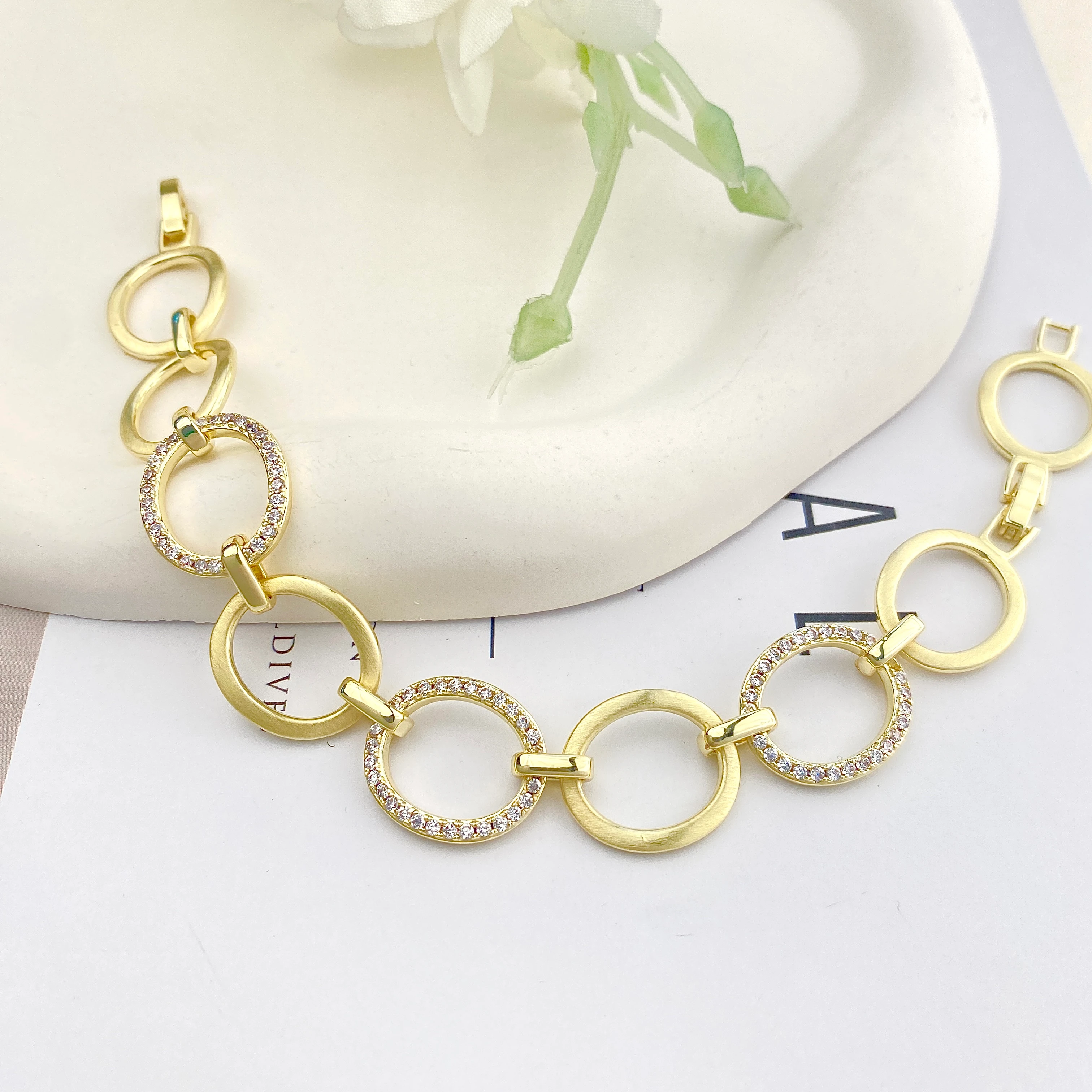 Halka Bileklik Kuyumcu Model Kadın Bileklik 14 Ayar Altın Kaplama