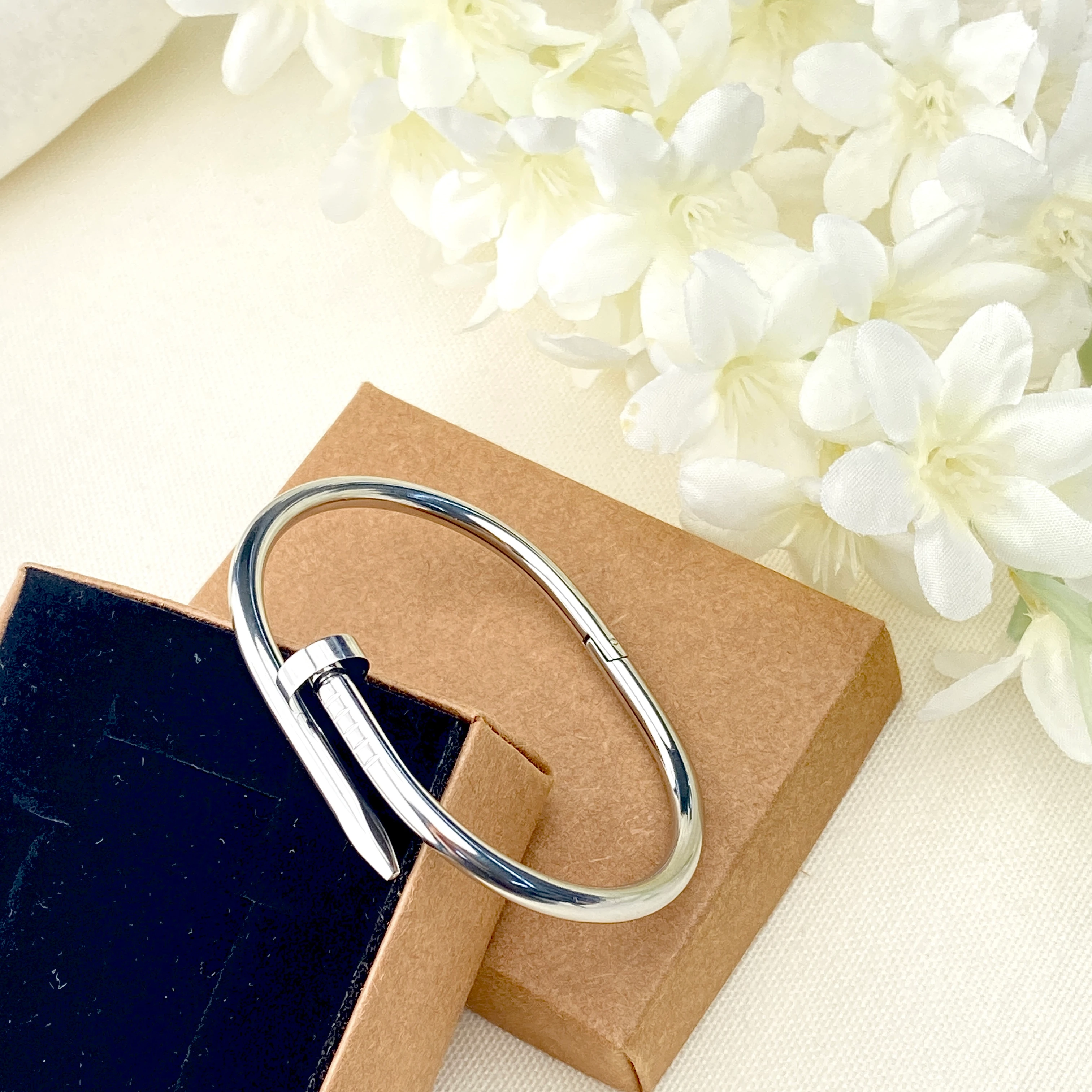 Çivi Bileklik Çelik Kelepçe Bileklik Kararmaz Çelik Silver