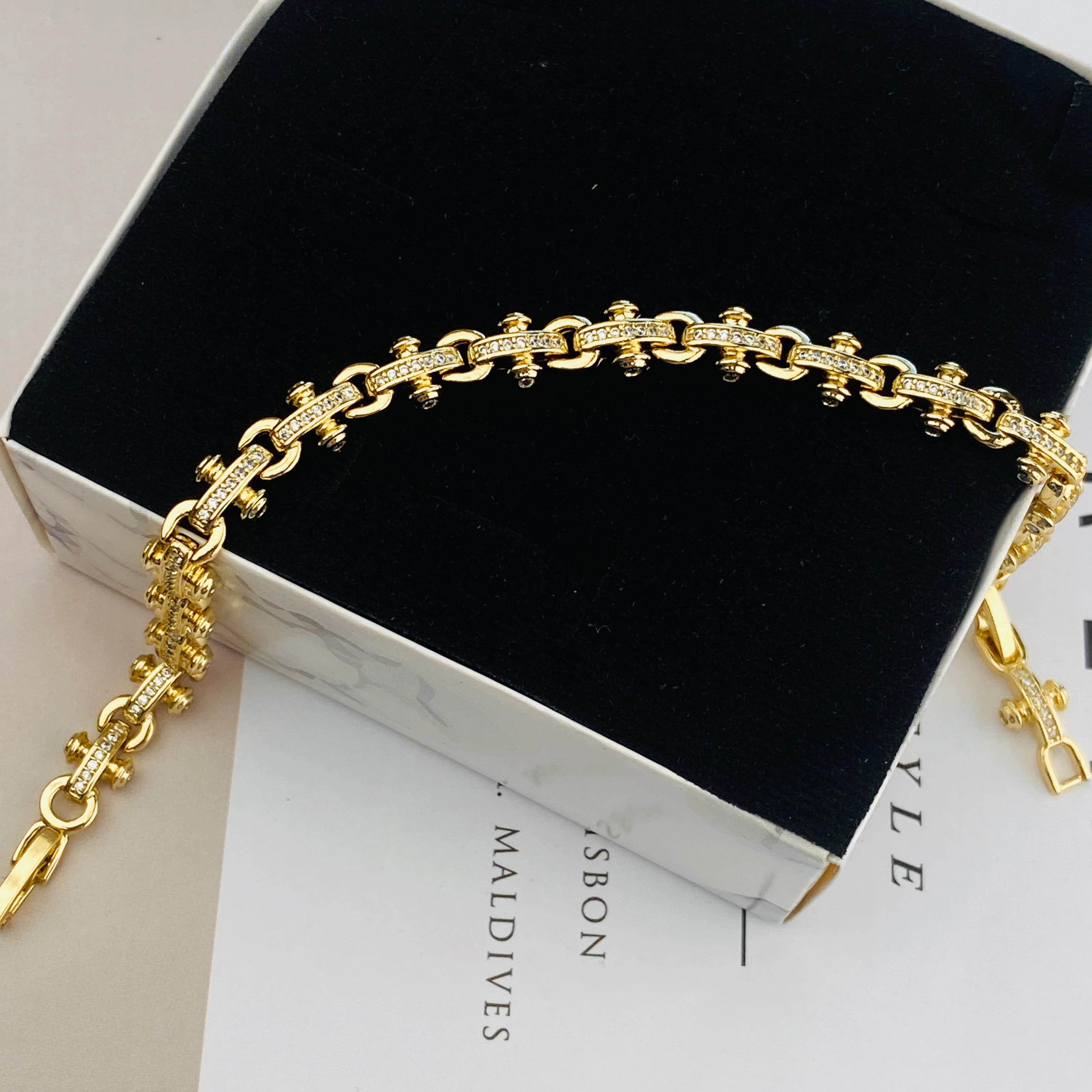 Kadın Bileklik T Model Bileklik Kararmaz Xuping Vip Seri 14 Ayar Gold 19cm