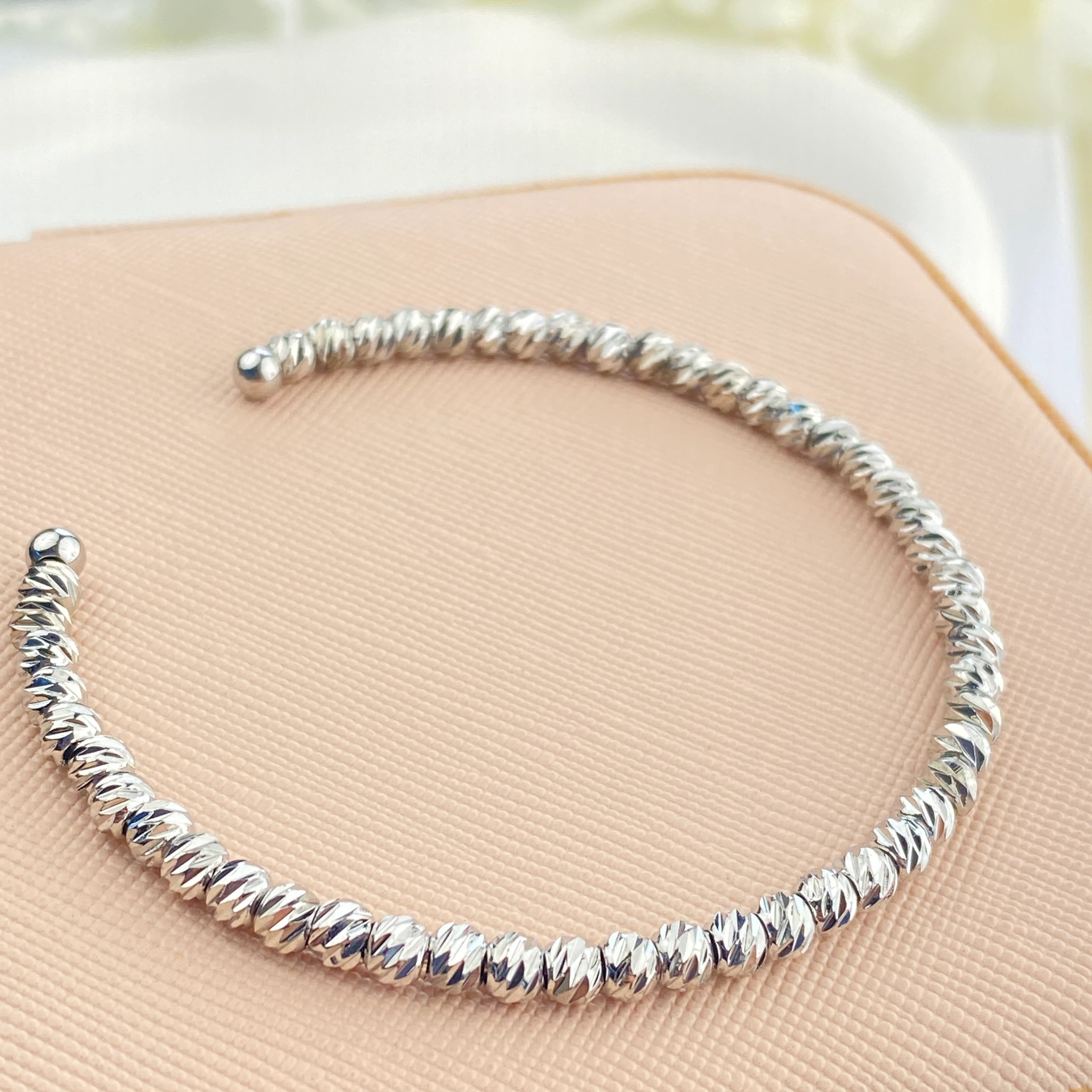 Dorika Bileklik Toplu Bilezik Kelepçe Esnek Model Ayarlanabilir Gümüş 19cm