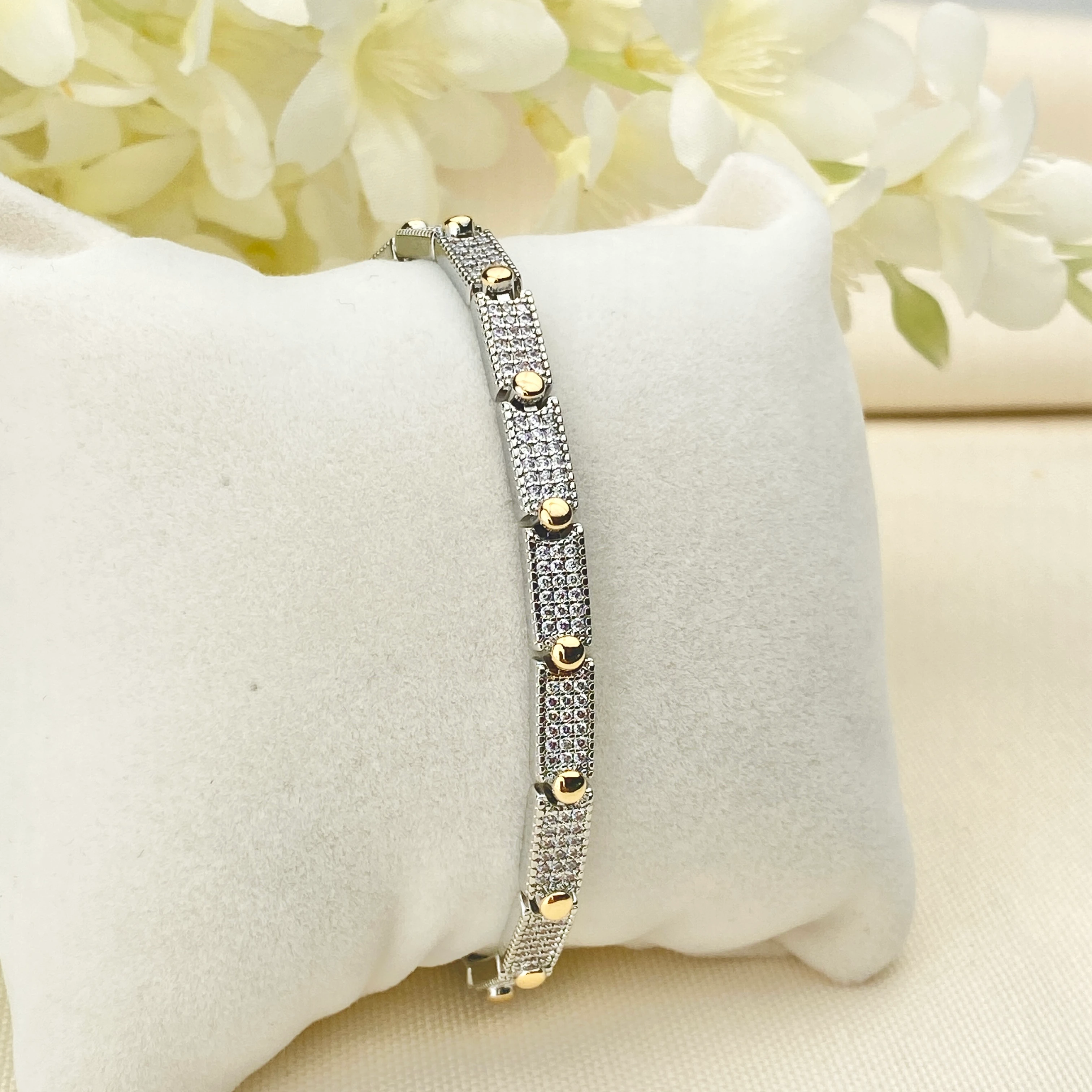 Kadın Bileklik Full Zirkon Kuyumcu Model Yüksek Kalite