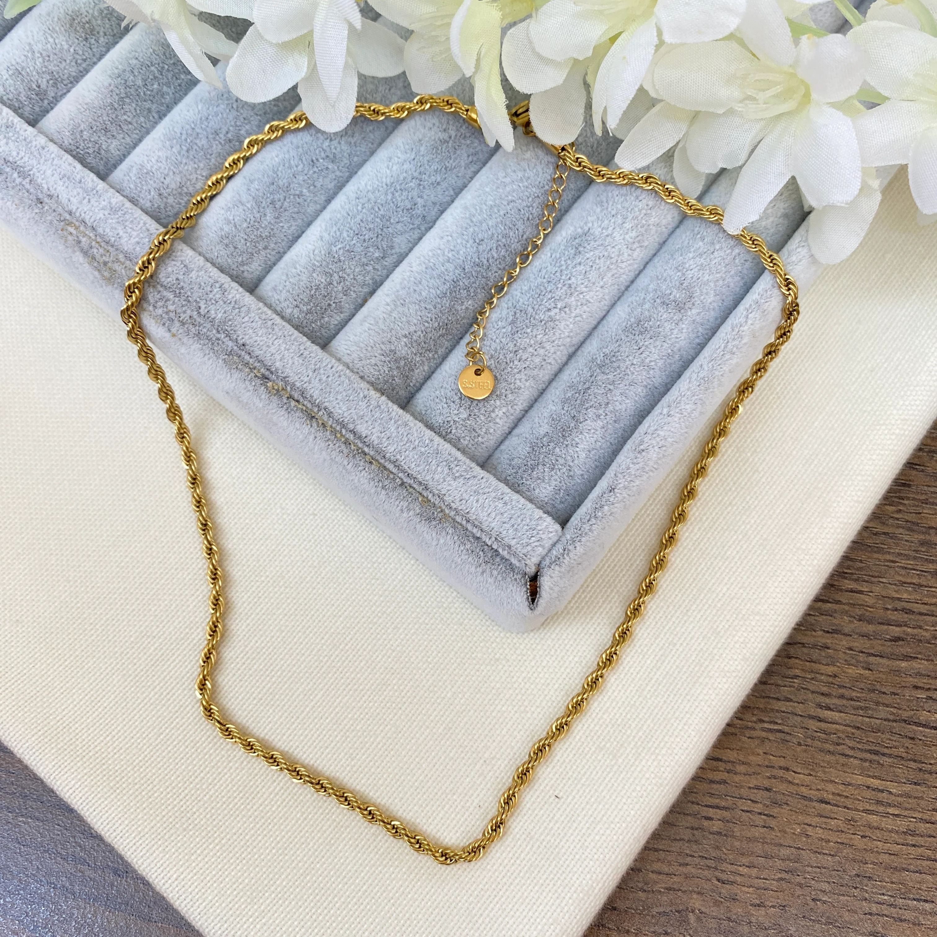 Burgu Kolye Orta Kalın Burma Zincir Yüksek Kalite 316 L Çelik Gold 40+5 cm