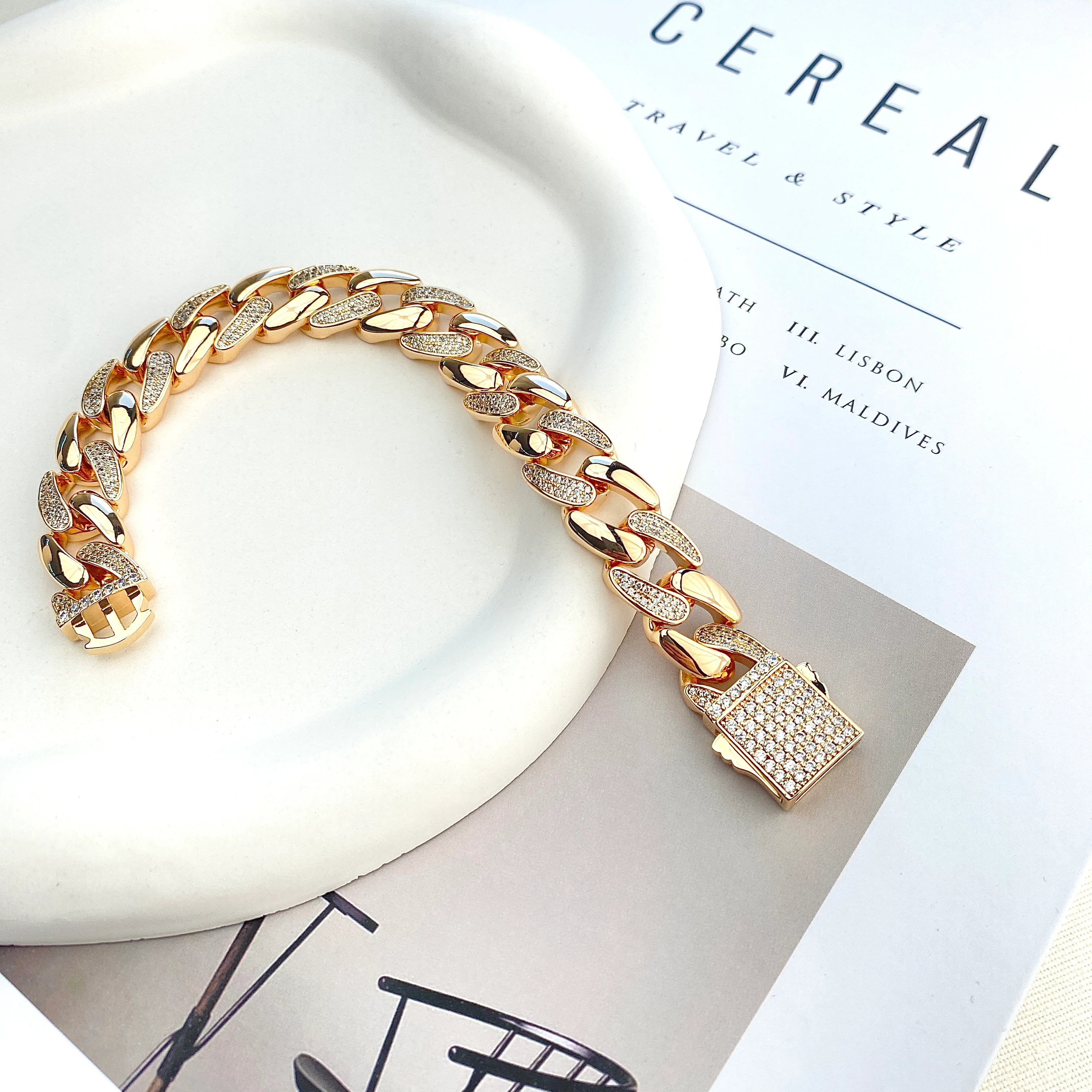 Gurmet Bileklik Tam Tur Zirkon Taşlı Kalın Zincir Çelik Kararmaz Xuping Rose 1,4cm