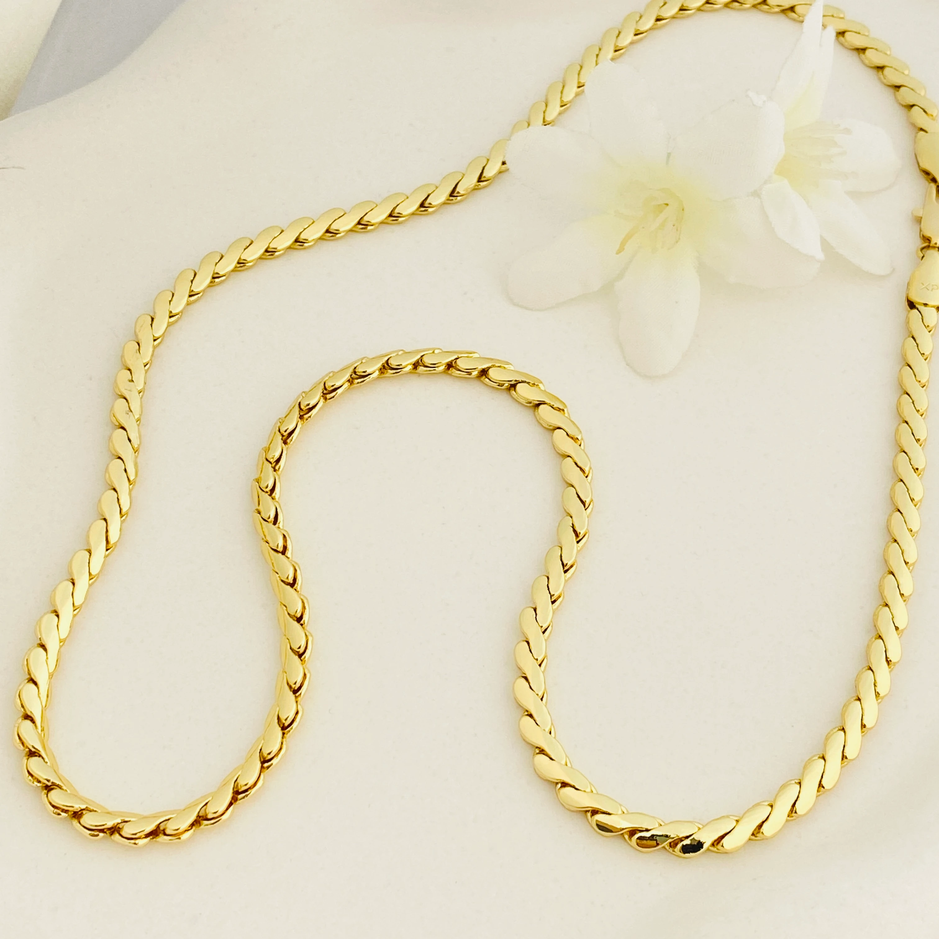 Ezme Kolye Ezme Burgu Kadın Kolye Kararmaz Xuping 14 Ayar Gold 50cm