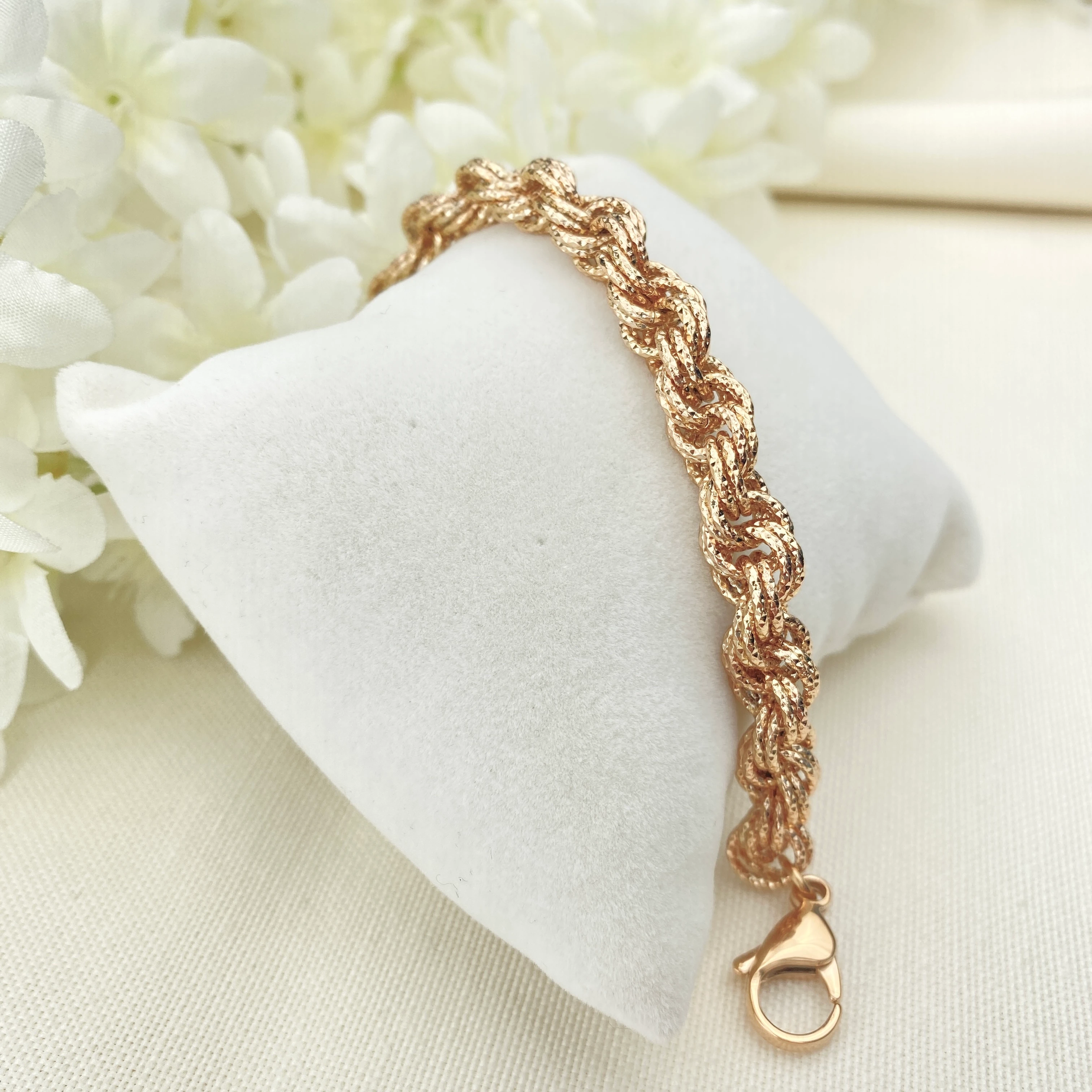 Burgu Bileklik Pırıltılı Kalın Burgu Zincir Kararmaz Xuping Vip Seri Yüksek Kalite