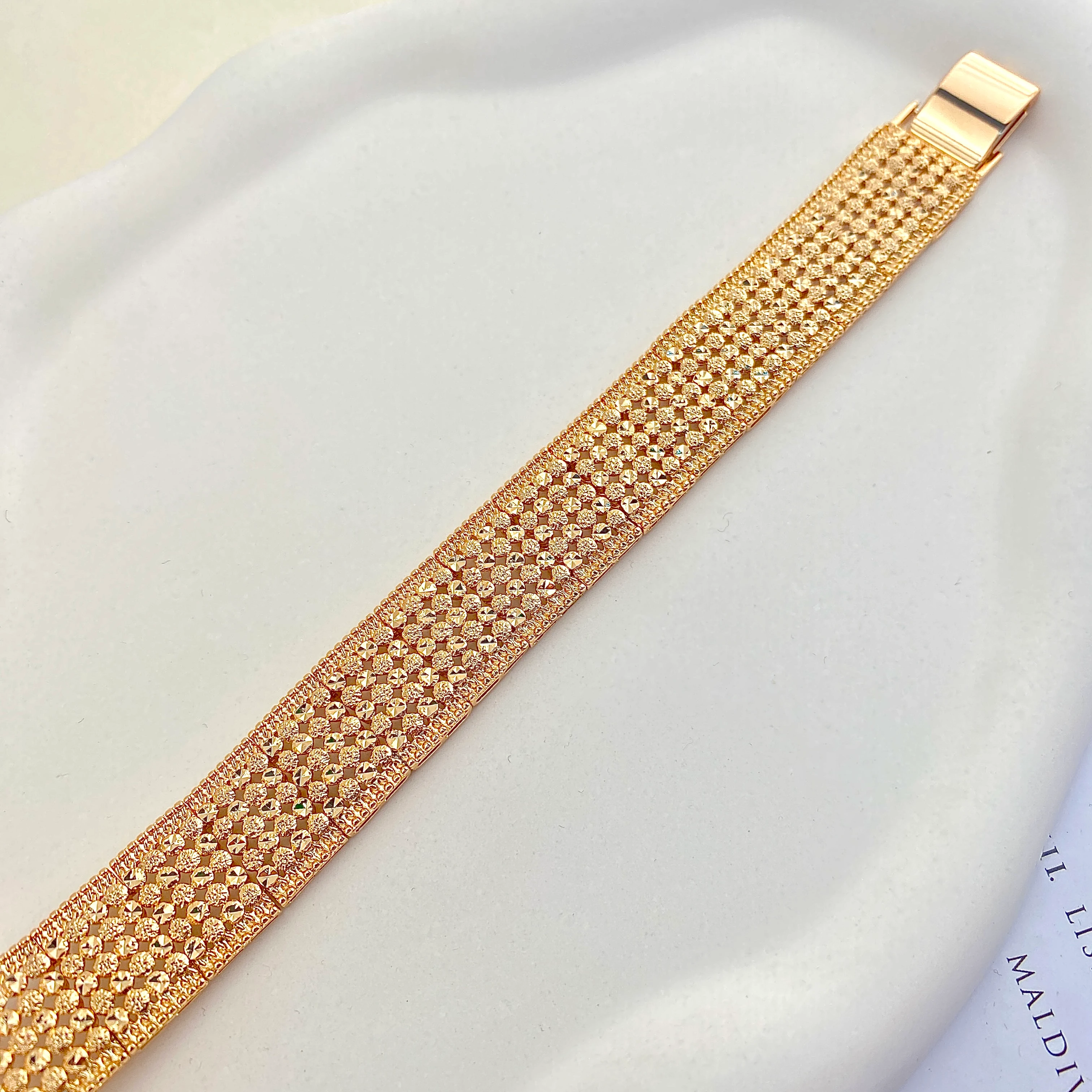 Kadın Bileklik Kalın Hasır Hint İşi Bileklik Çelik Kararmaz Xuping Vip Seri Rose