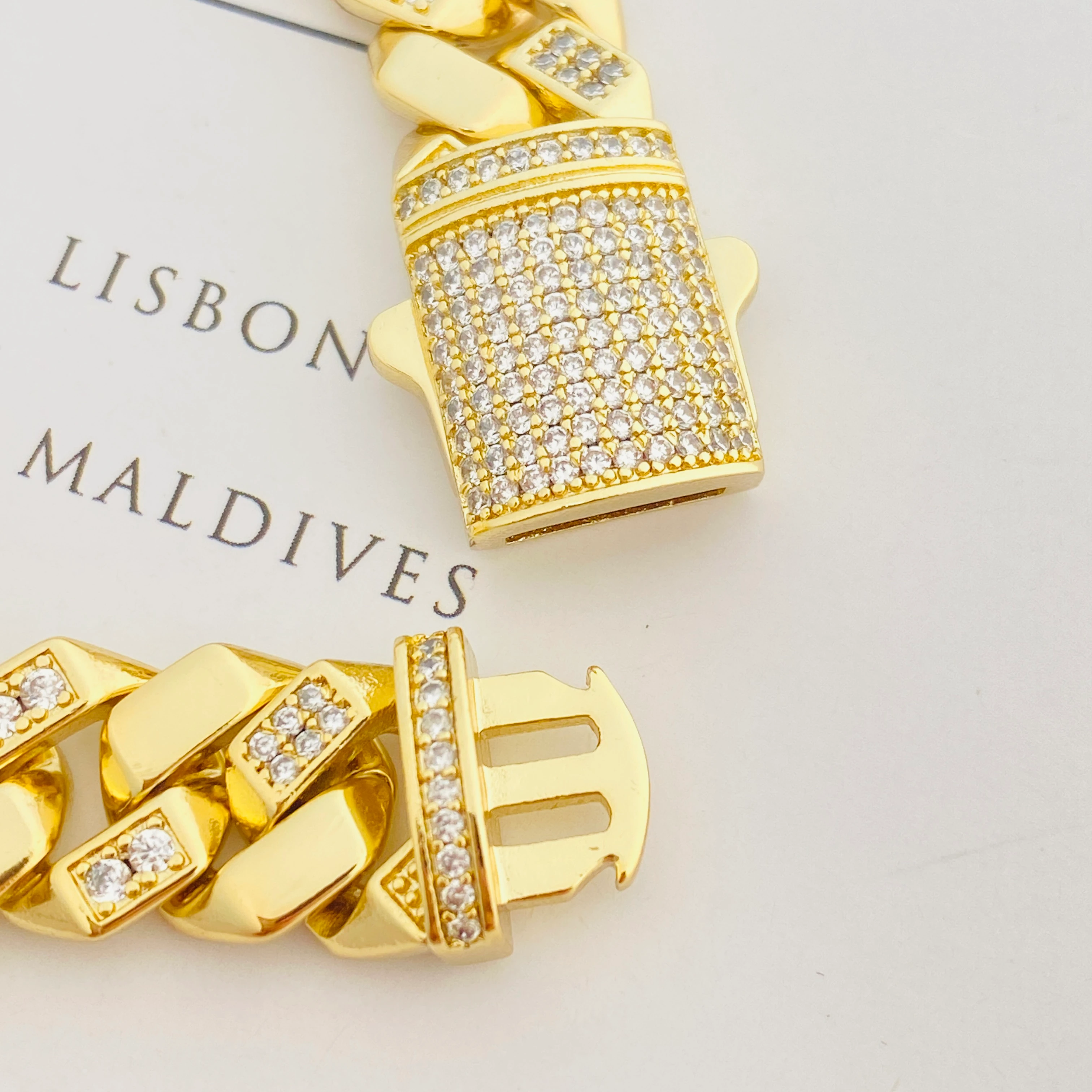 Gurmet Bileklik Tam Tur Zirkon Taşlı Kalın Zincir Çelik Kararmaz Xuping 14Ayar Gold 20cm