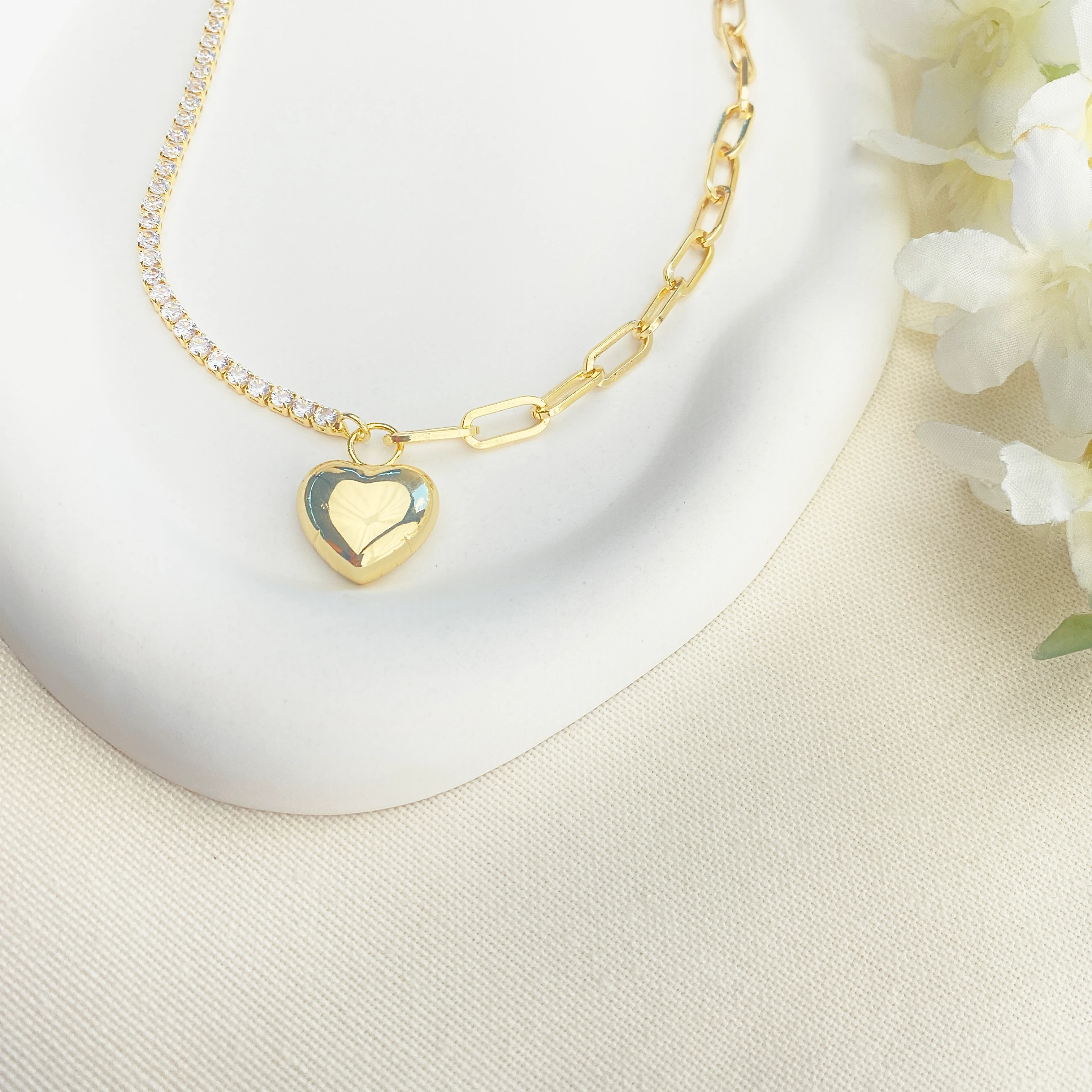 Ataç Zincir Kolye Suyolu Yıldız ve Kalp Uçlu Tasarım Gold Kolye