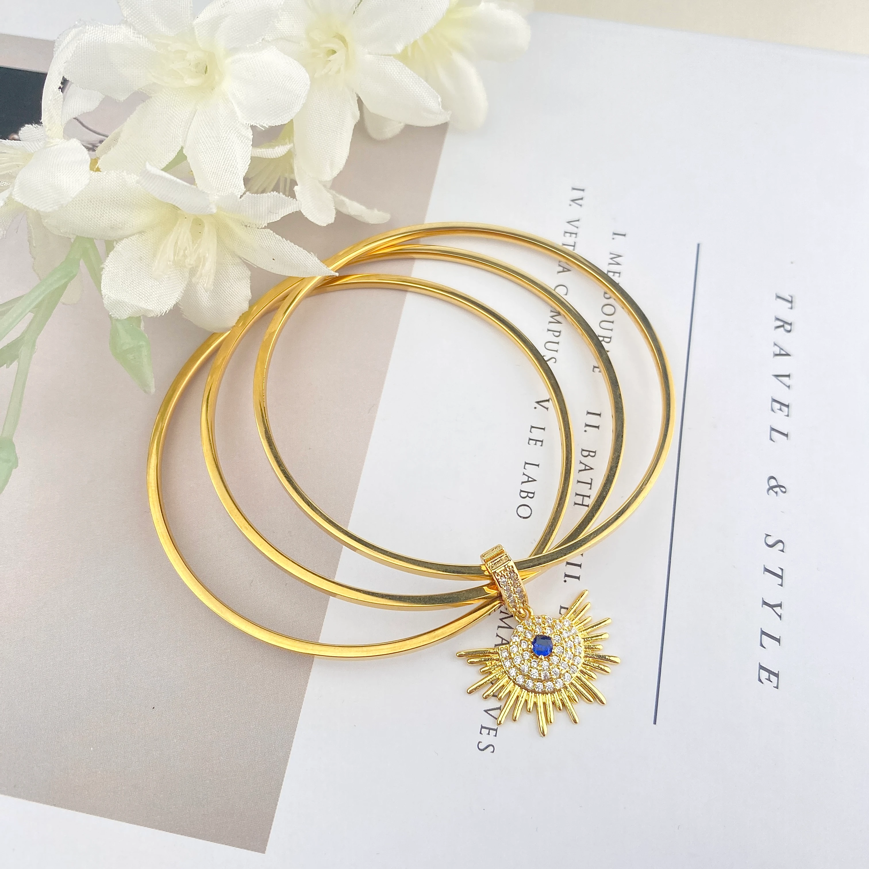 Çelik Ajda Bilezik Charmlı Ajda Bilezik 3lü Zirkon Taşlı Güneş Model